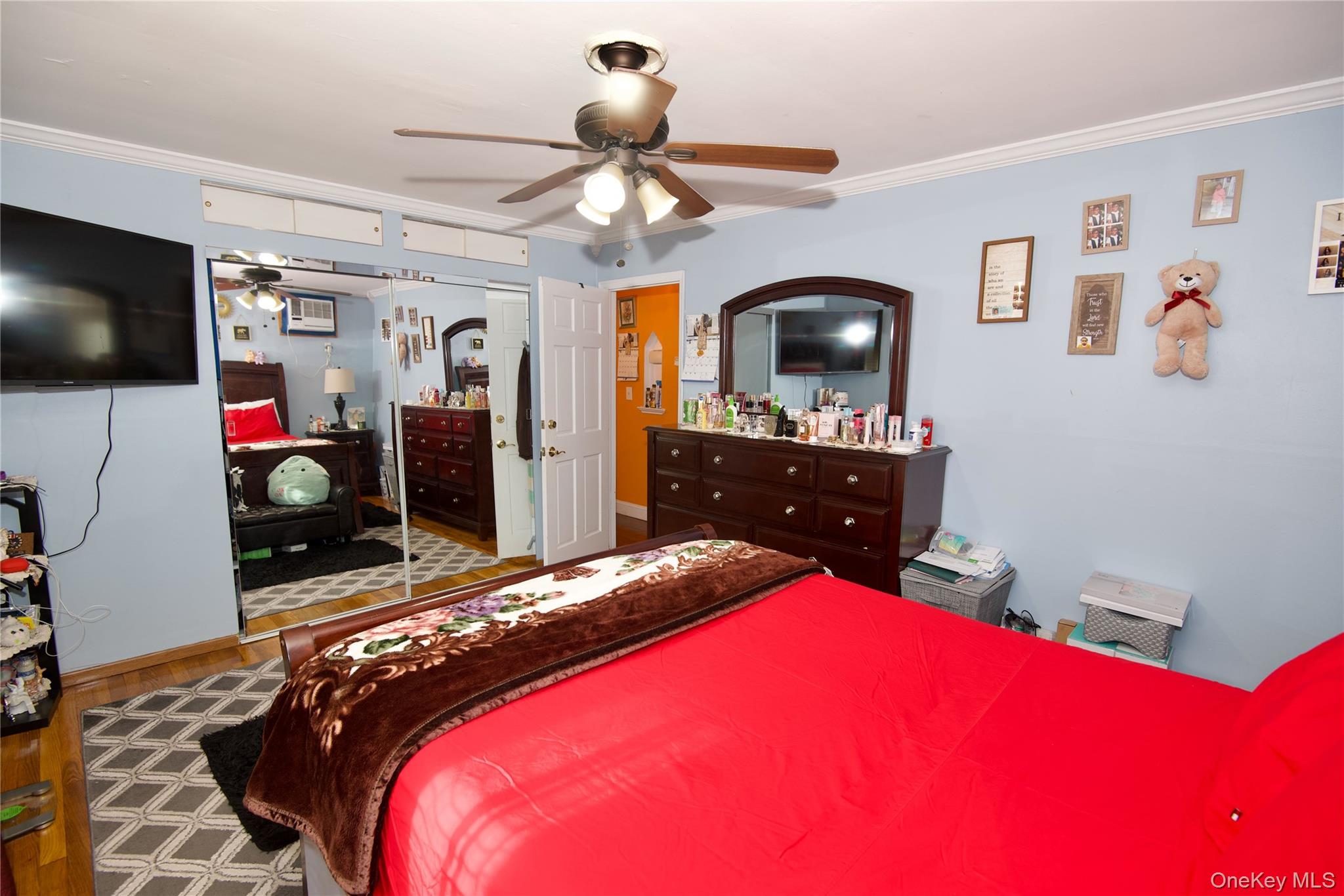 #7 photo, 642 Dorothea Lane, Elmont , NY 11003