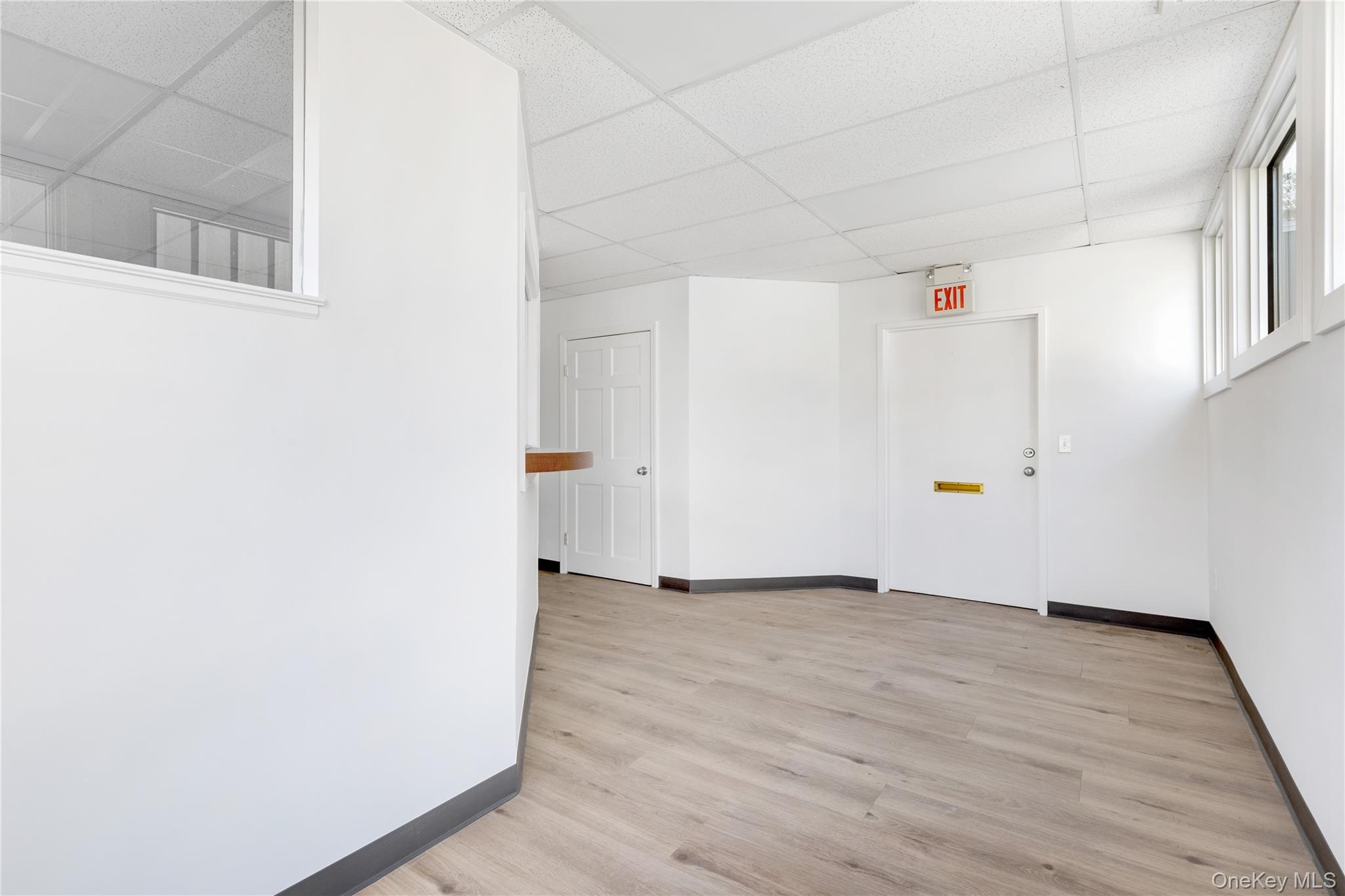 #14 photo, 152 N Main Street, Huntington , NY 11743