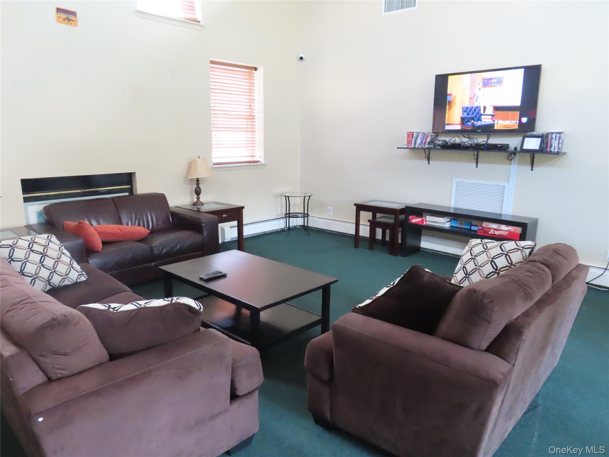 #15 photo, 2449 (B) #16 A Union Boulevard, サフォーク郡 Islip , NY 11751