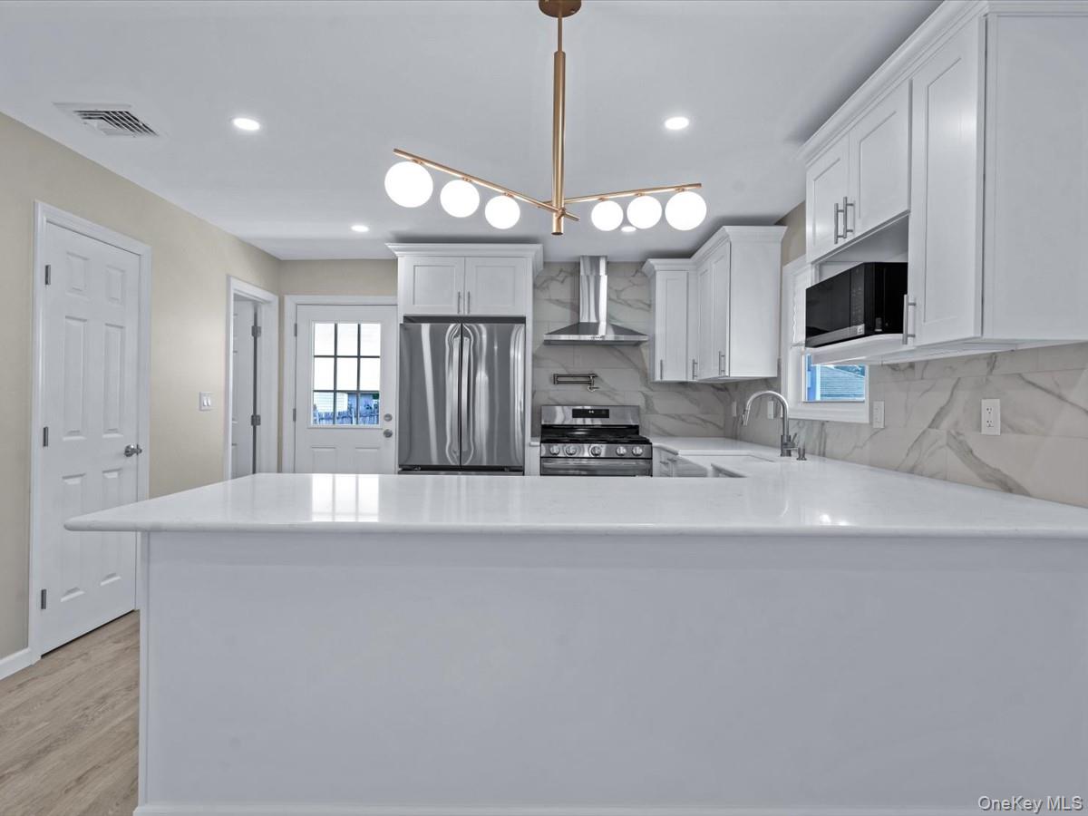 #7 photo, 36 S 5th Avenue, Brentwood , NY 11717