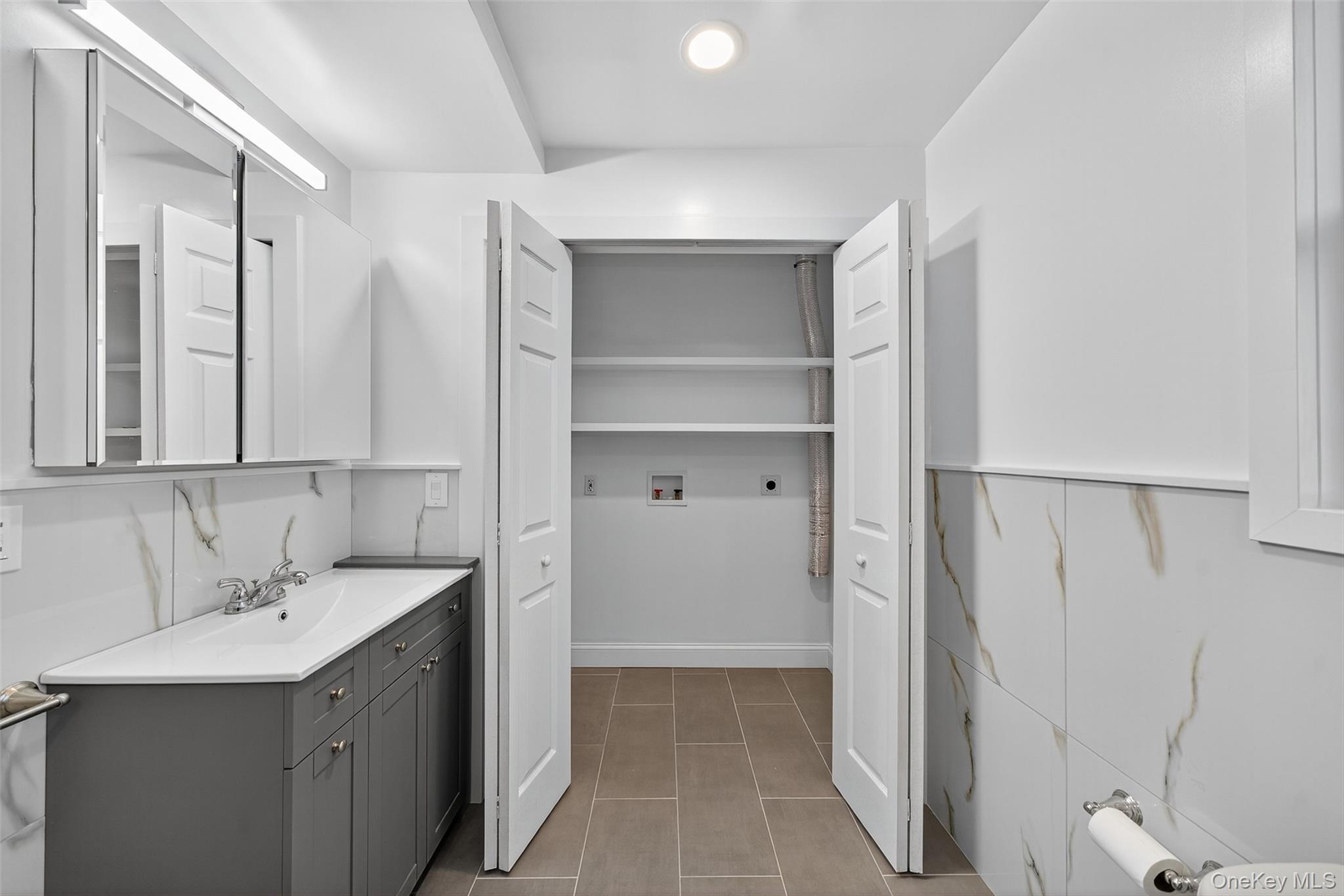 #20 photo, 50 Dubois Street, Livingston Manor , NY 12758