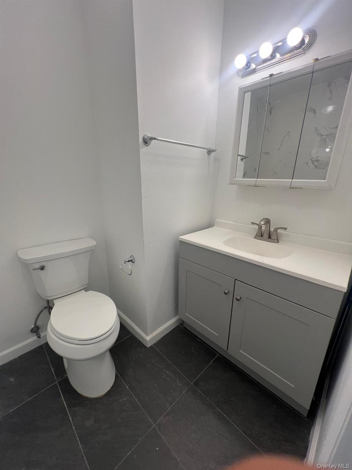 #4 photo, 97 Elm Street, Yonkers , NY 10701