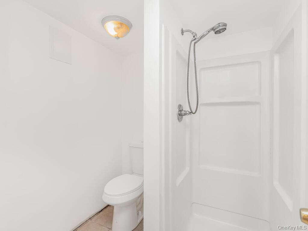 #19 photo, 2398 Centre Avenue, ナッソー郡 Bellmore , NY 11710