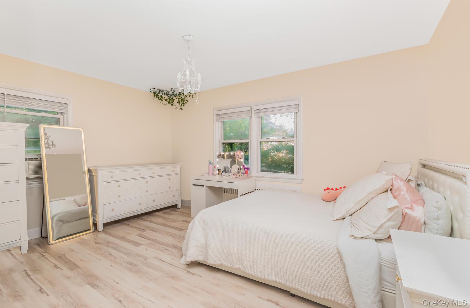 #5 photo, 2398 Centre Avenue, ナッソー郡 Bellmore , NY 11710