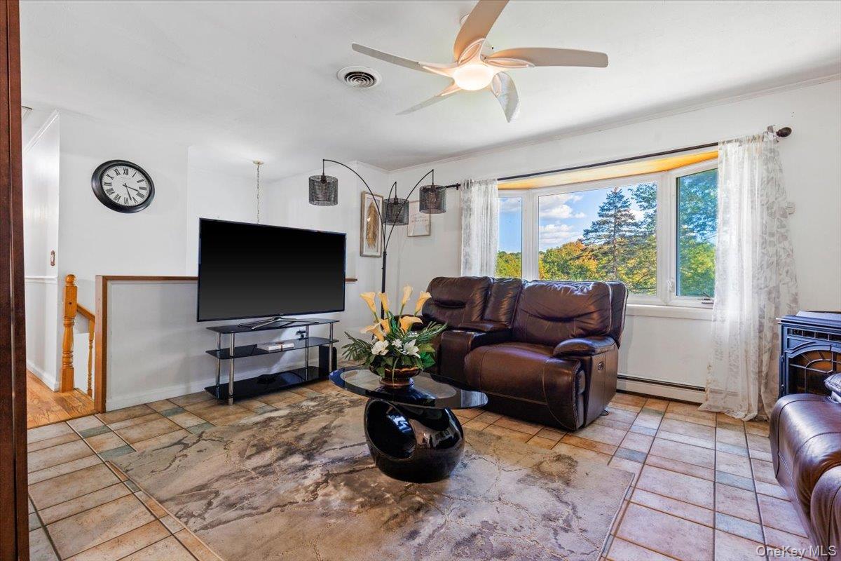 #4 photo, 56 Daley Road, Poughkeepsie , NY 12603