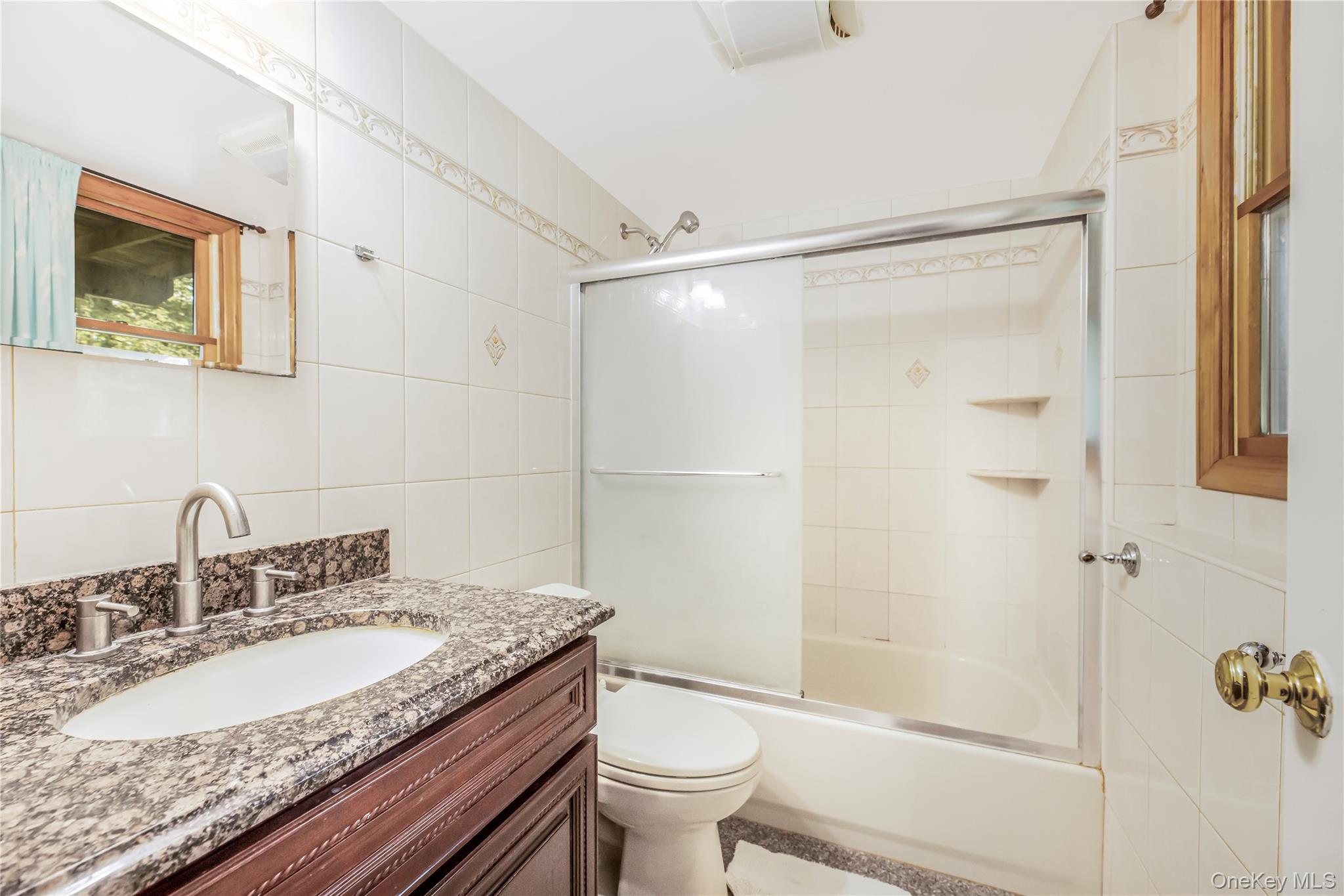 #15 photo, 11 Central Avenue, New City , NY 10956