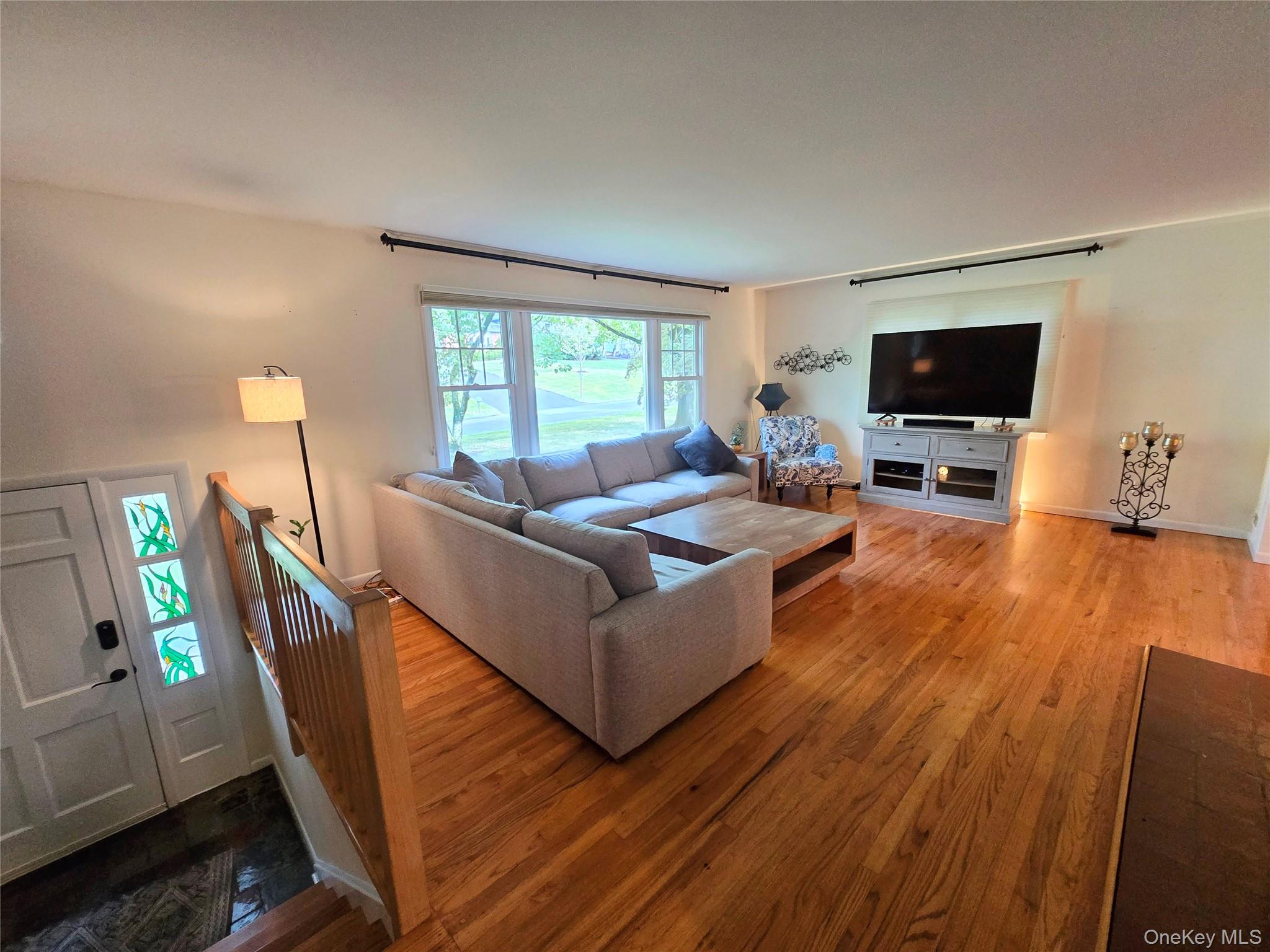 #7 photo, 40 Magnolia Road, Briarcliff Manor , NY 10510