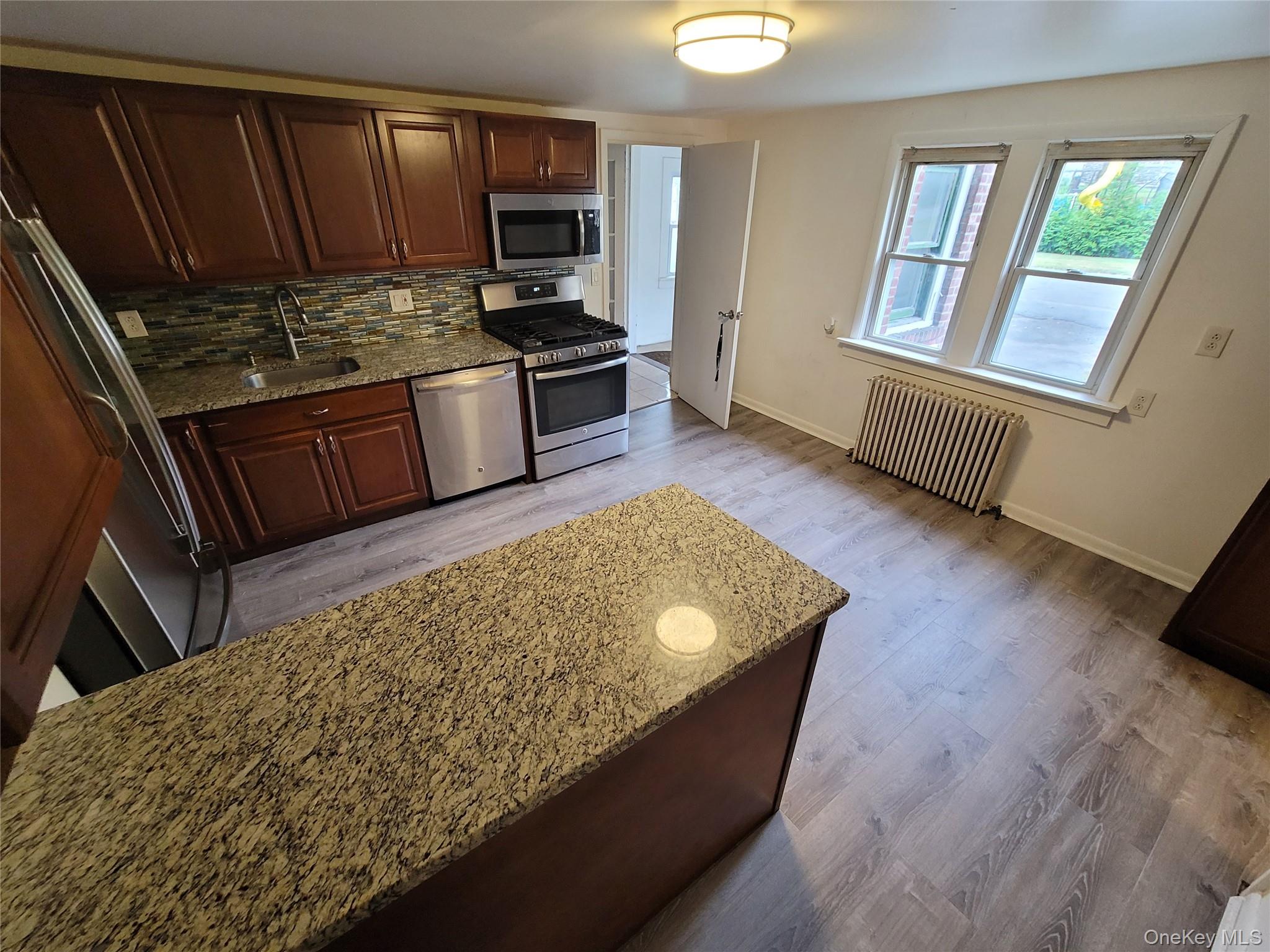 #12 photo, 27 Taft Avenue, Newburgh , NY 12550