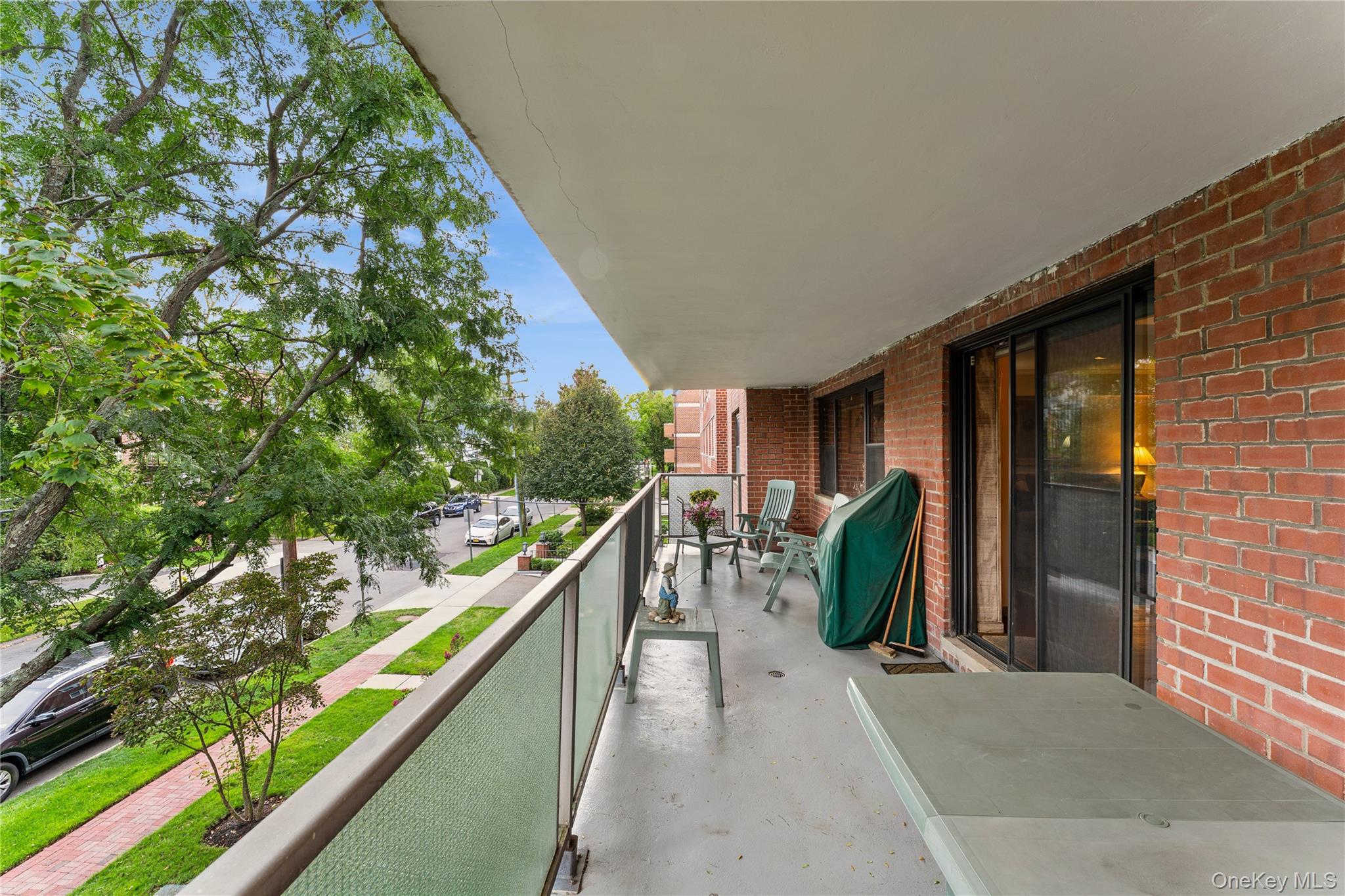 #17 photo, 20 Canterbury Road, 长岛 大颈 Great Neck , NY 11021