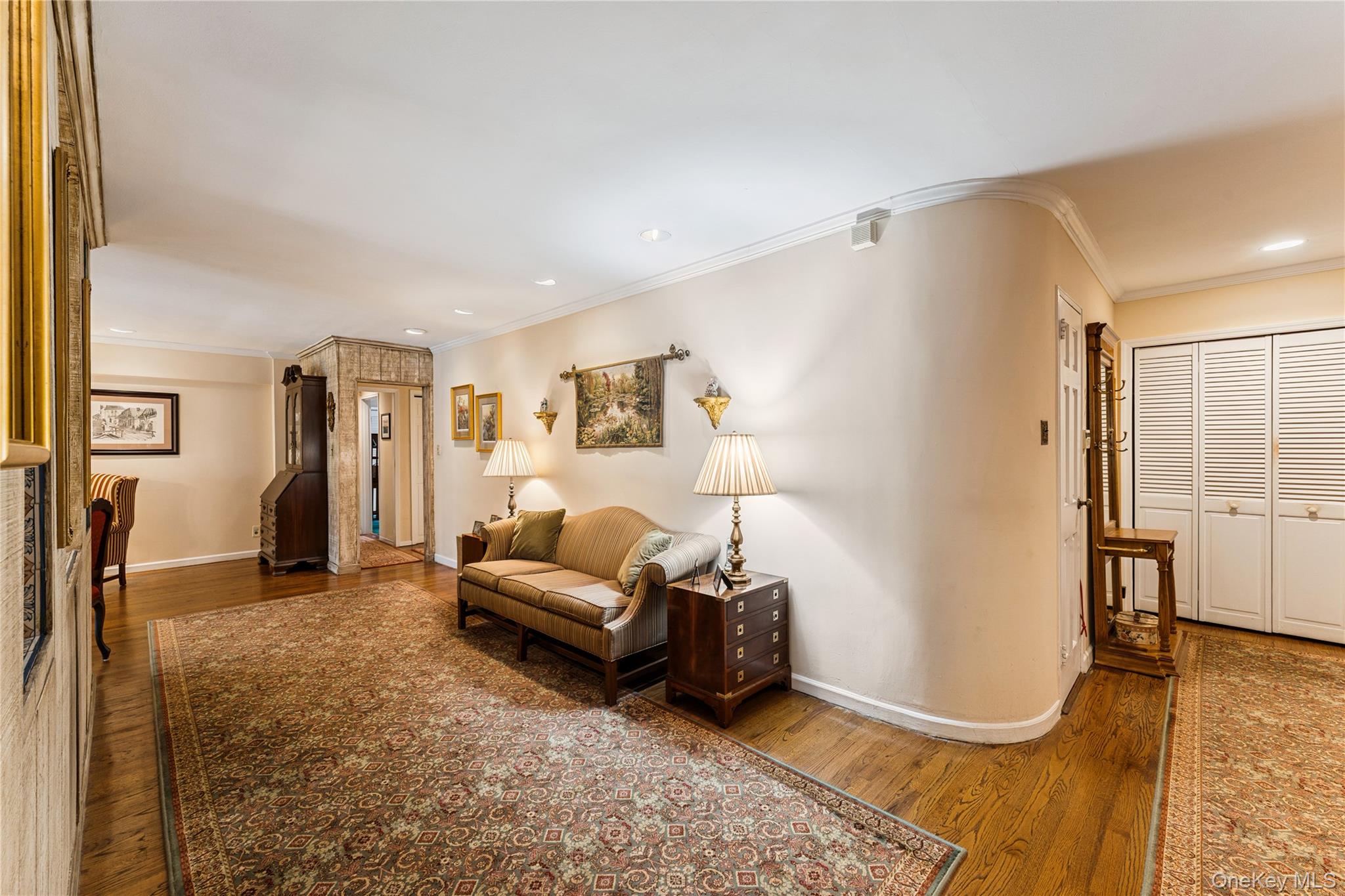 #4 photo, 20 Canterbury Road, 长岛 大颈 Great Neck , NY 11021