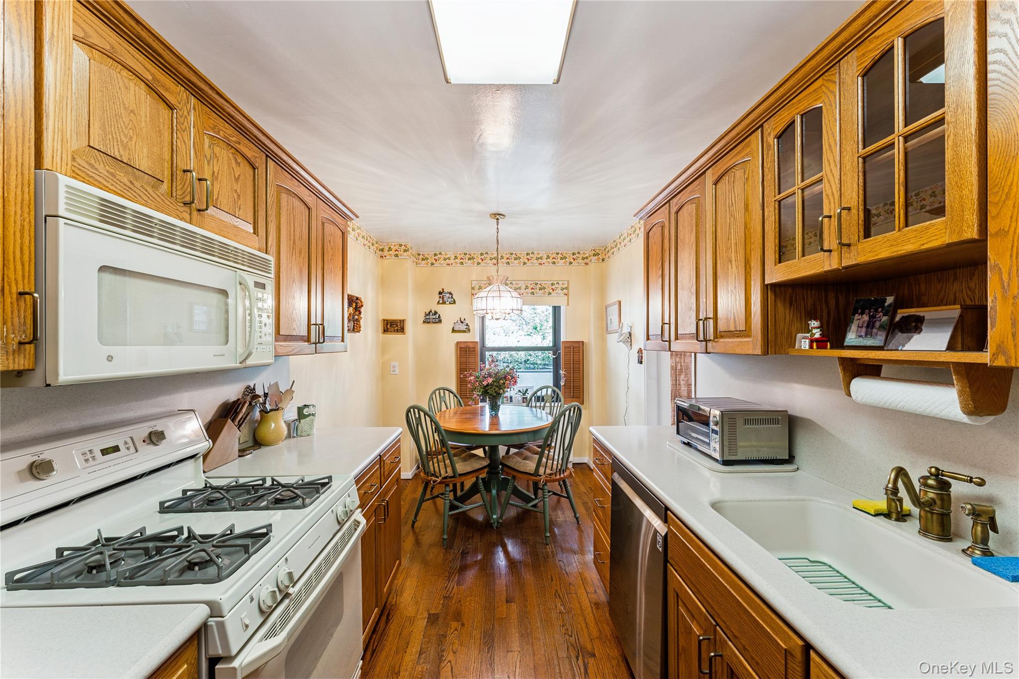 #8 photo, 20 Canterbury Road, 长岛 大颈 Great Neck , NY 11021