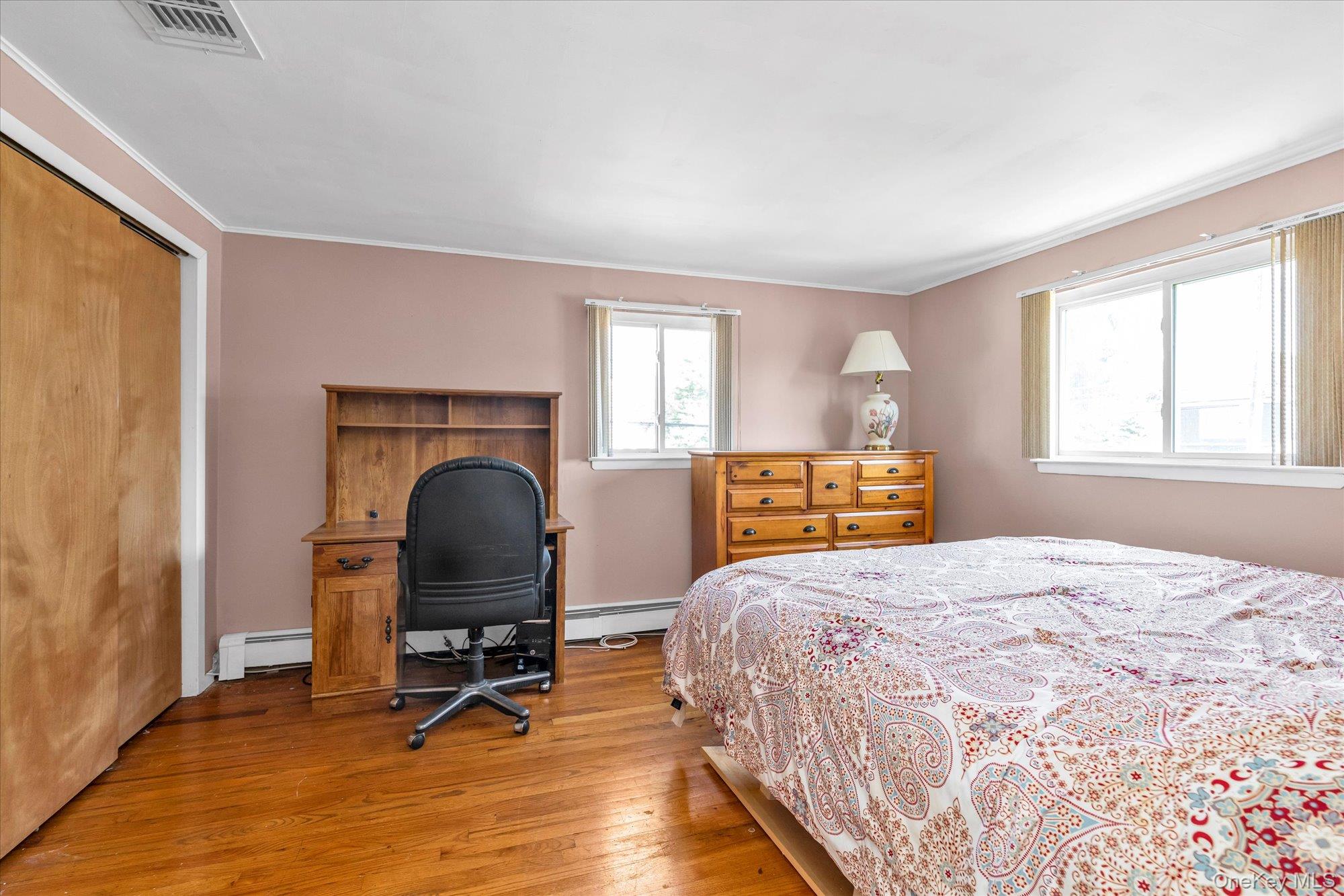 #16 photo, 332 Eastlake Avenue, Massapequa Park , NY 11762