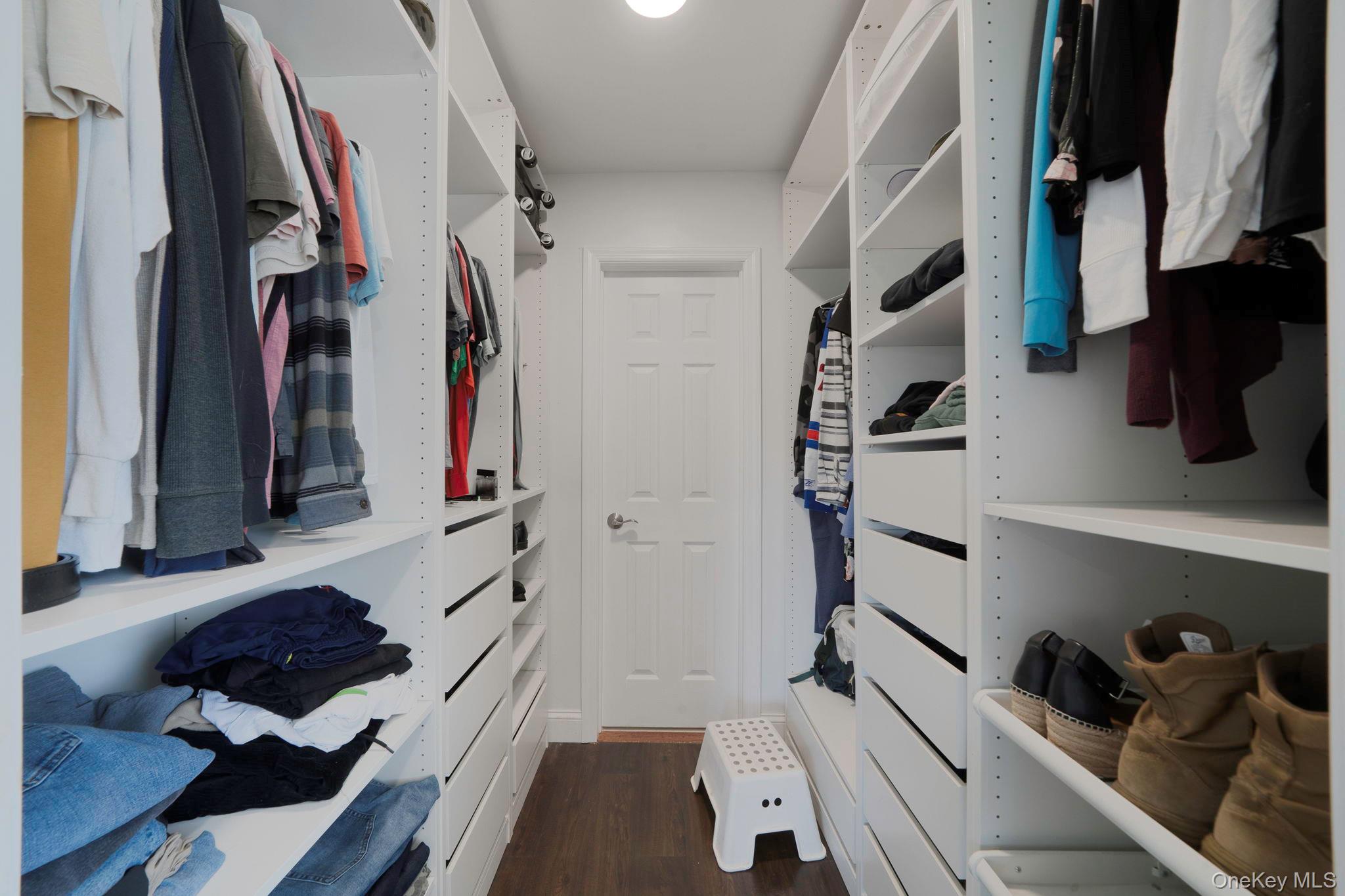 #18 photo, 360 Woodside Avenue, サフォーク郡 Bellport , NY 11713