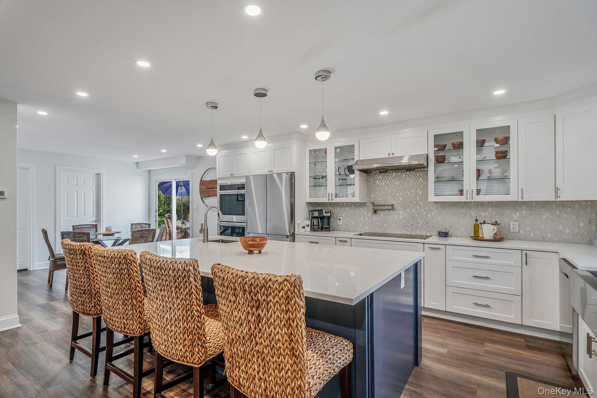 #4 photo, 360 Woodside Avenue, サフォーク郡 Bellport , NY 11713