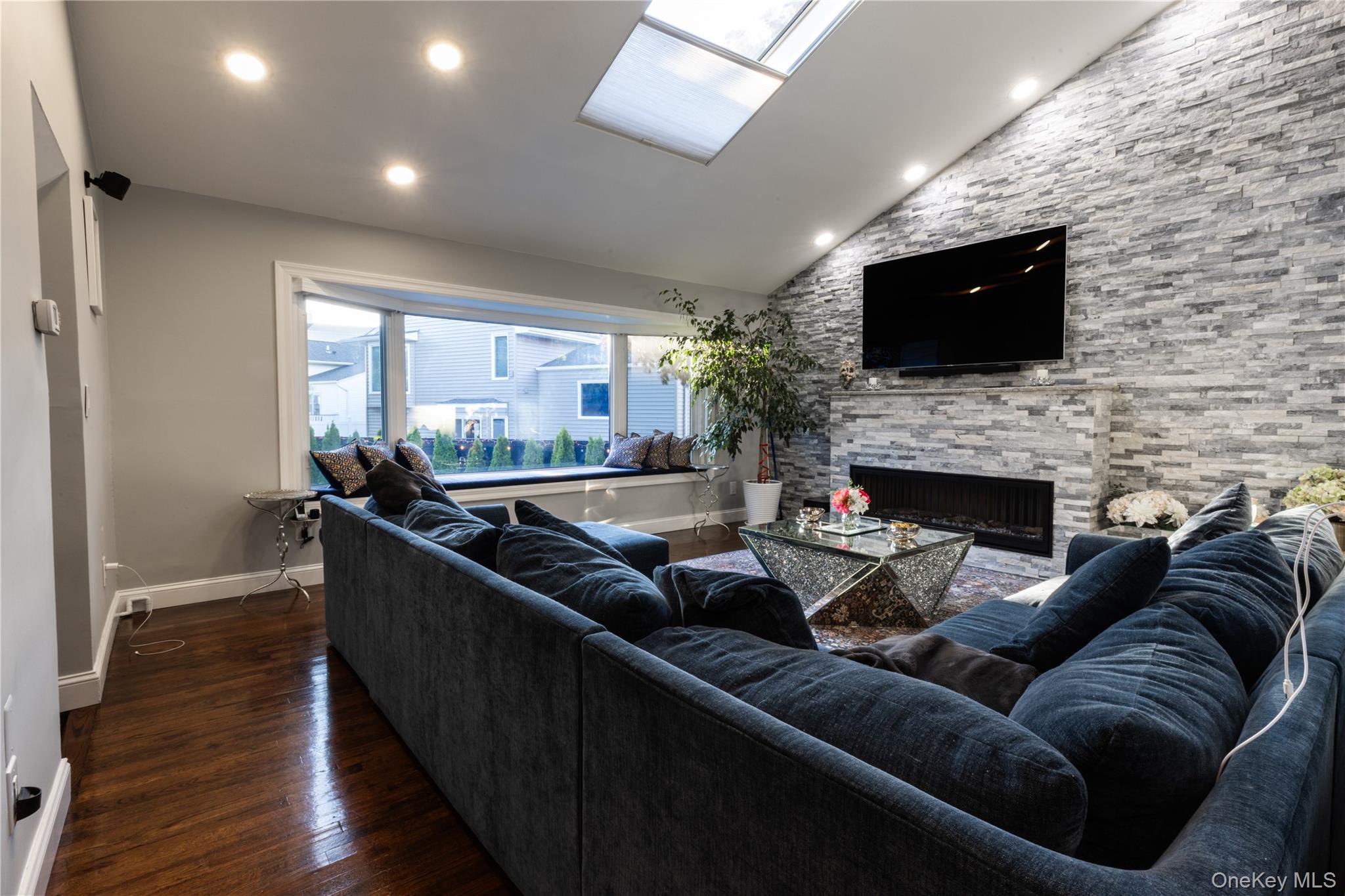 #16 photo, 3370 Jason Court, Bellmore , NY 11710