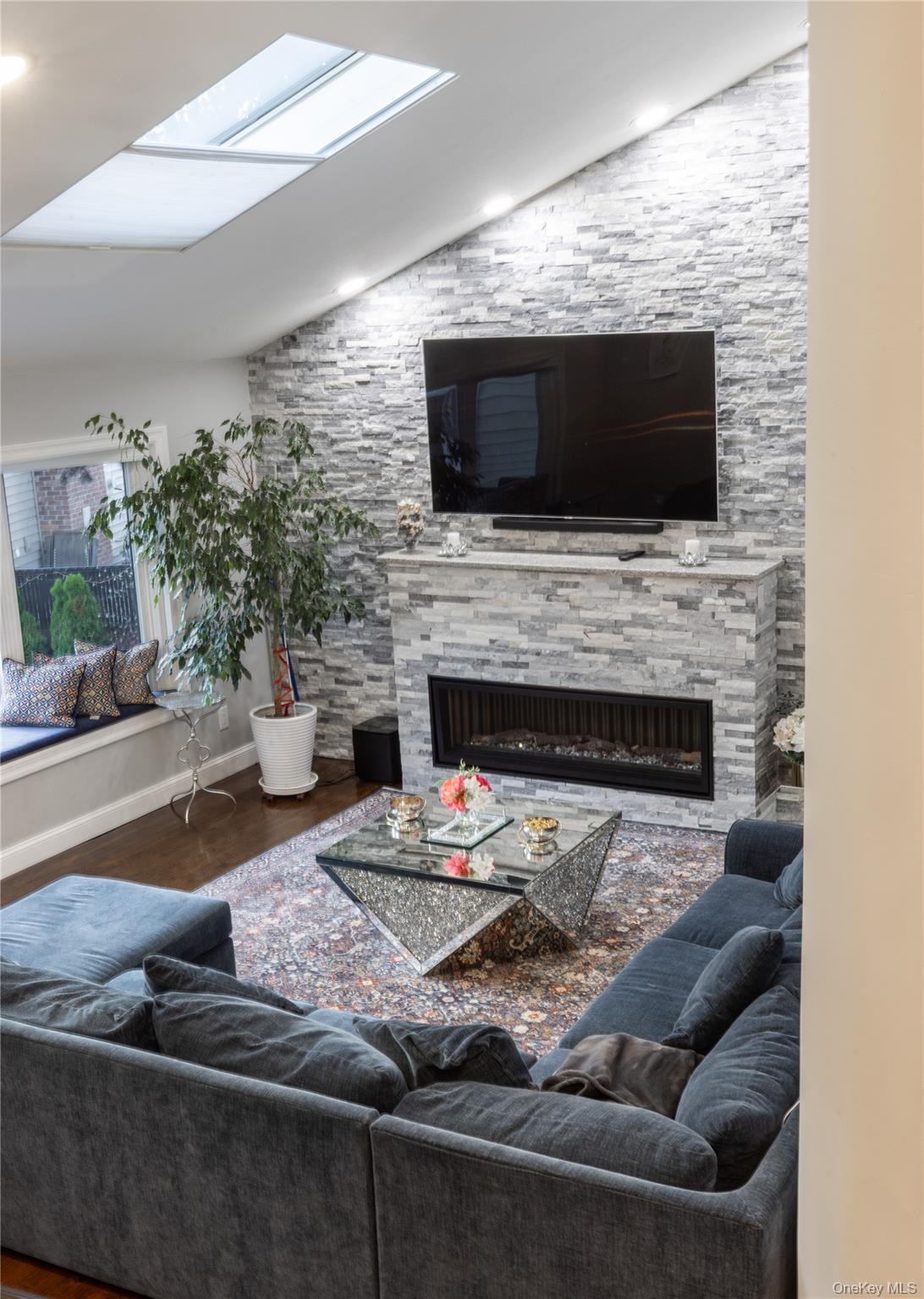 #17 photo, 3370 Jason Court, Bellmore , NY 11710