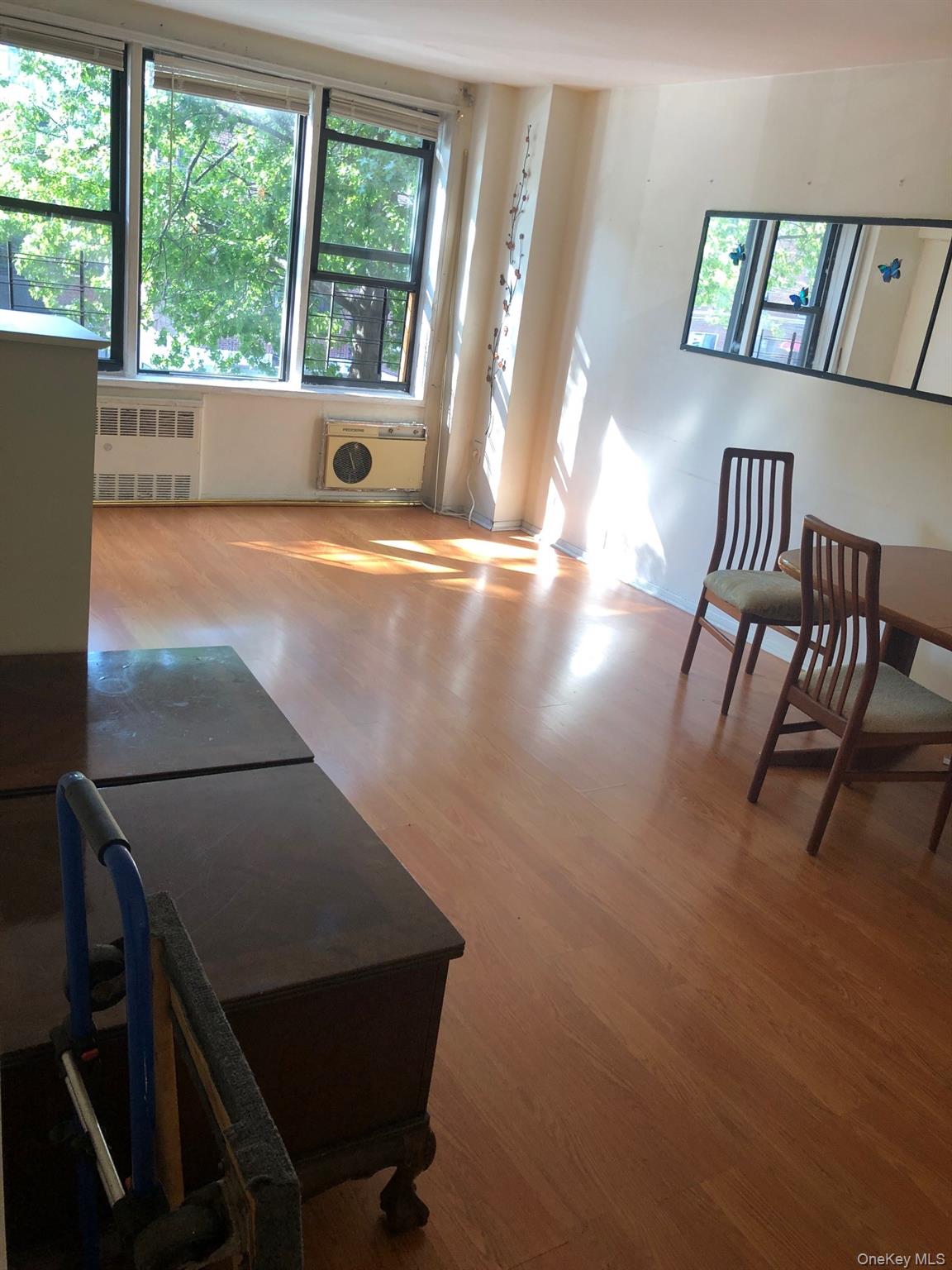 #2 photo, 144-63 35 Street, クイーンズ区 Flushing , NY 11354