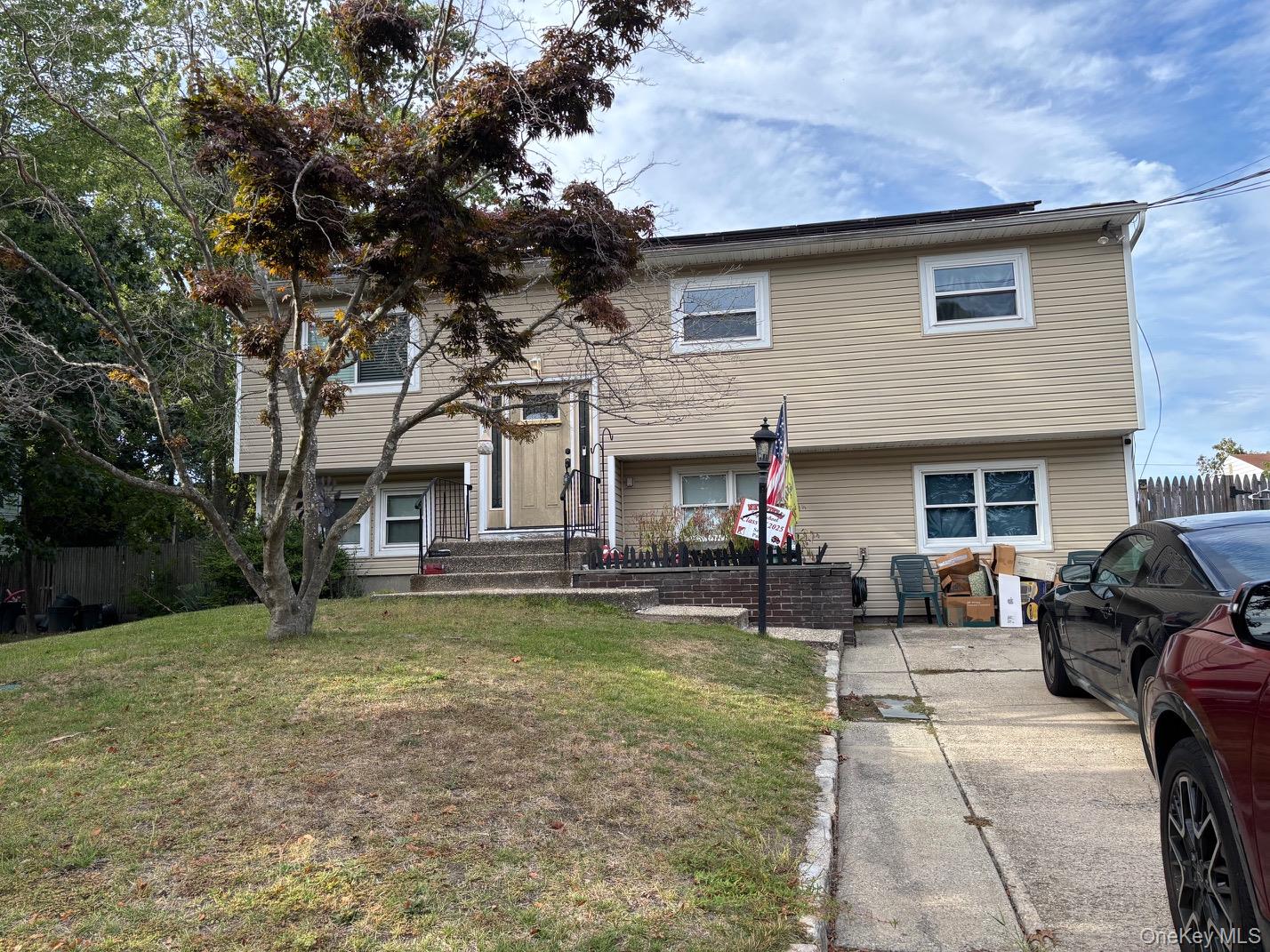 #1 photo, 125 Liberty Avenue, Selden , NY 11784