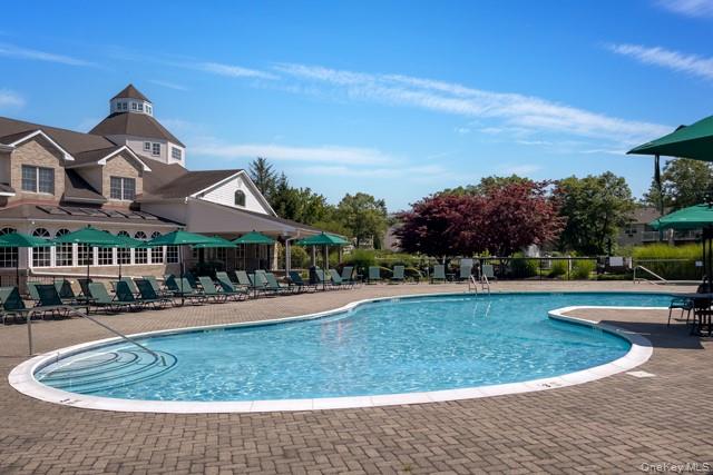 #1 photo, 333 Cassa Loop, Holtsville , NY 11742