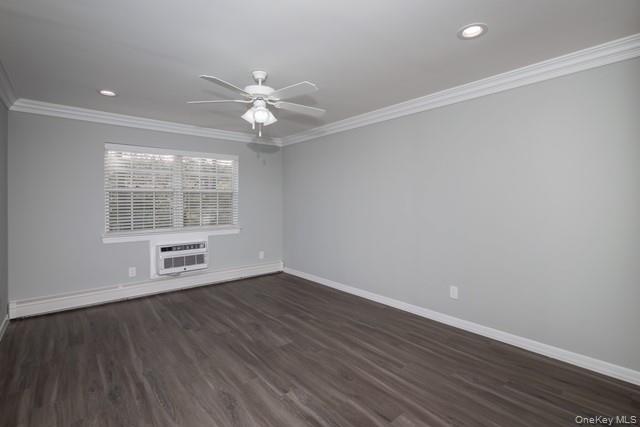 #5 photo, 333 Cassa Loop, Holtsville , NY 11742