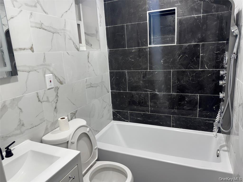 #2 photo, 152 Evans Avenue, Freeport , NY 11520