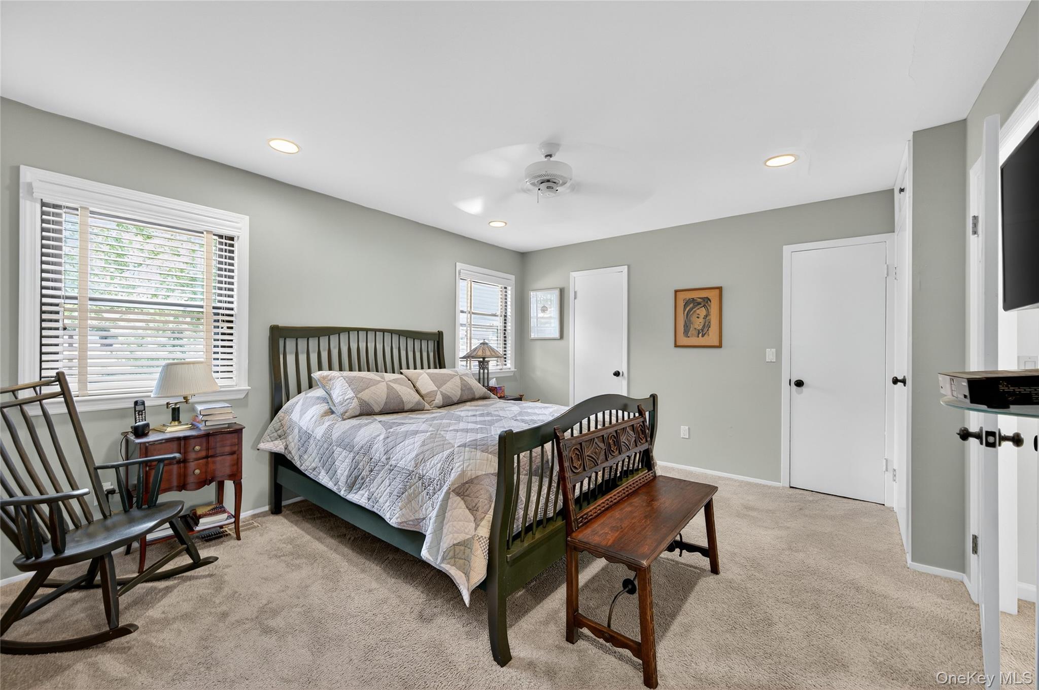 #16 photo, 12 Hampton Way, Woodbury , NY 11797