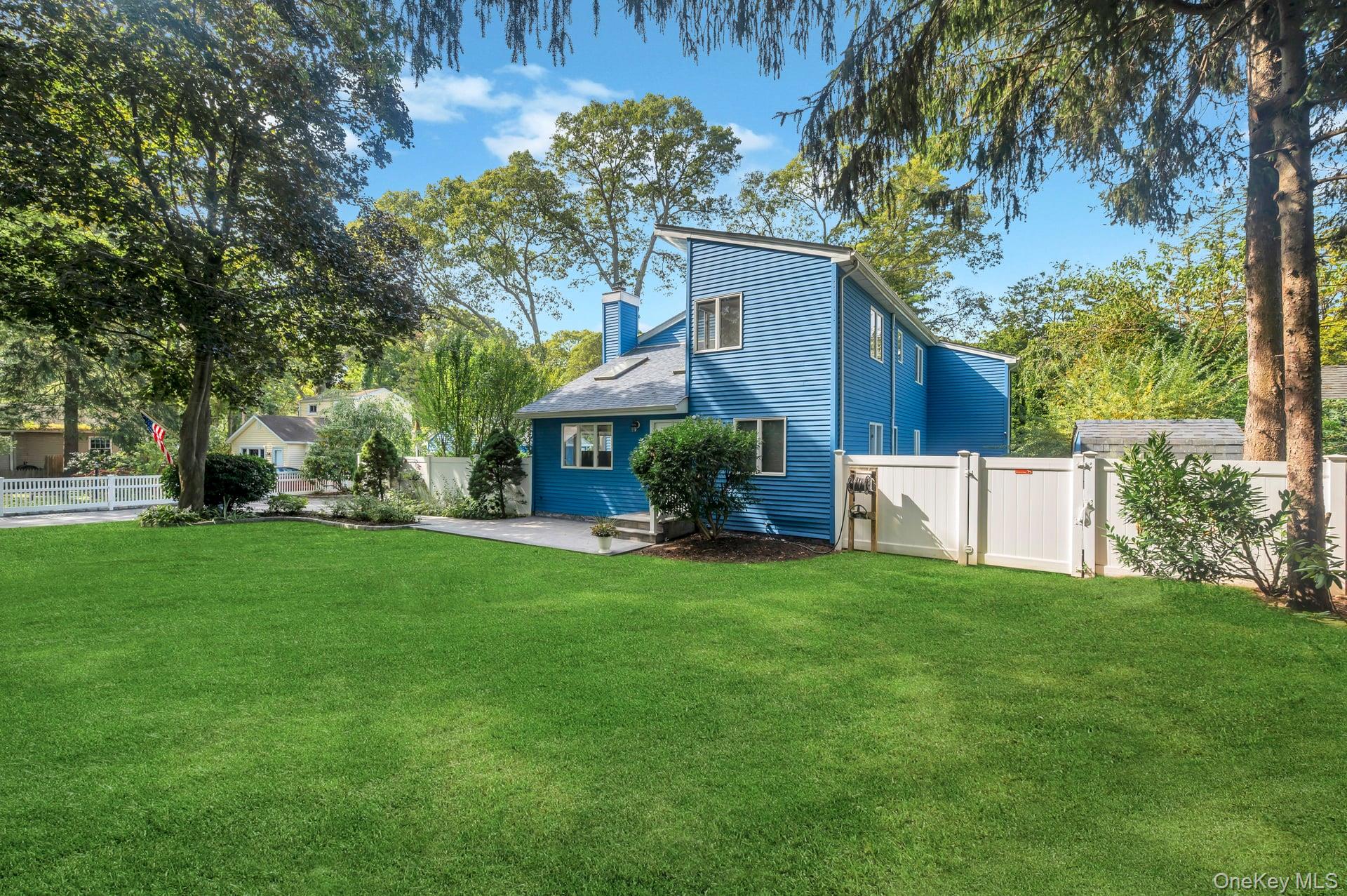 #1 photo, 430 Browns Road, Nesconset , NY 11767