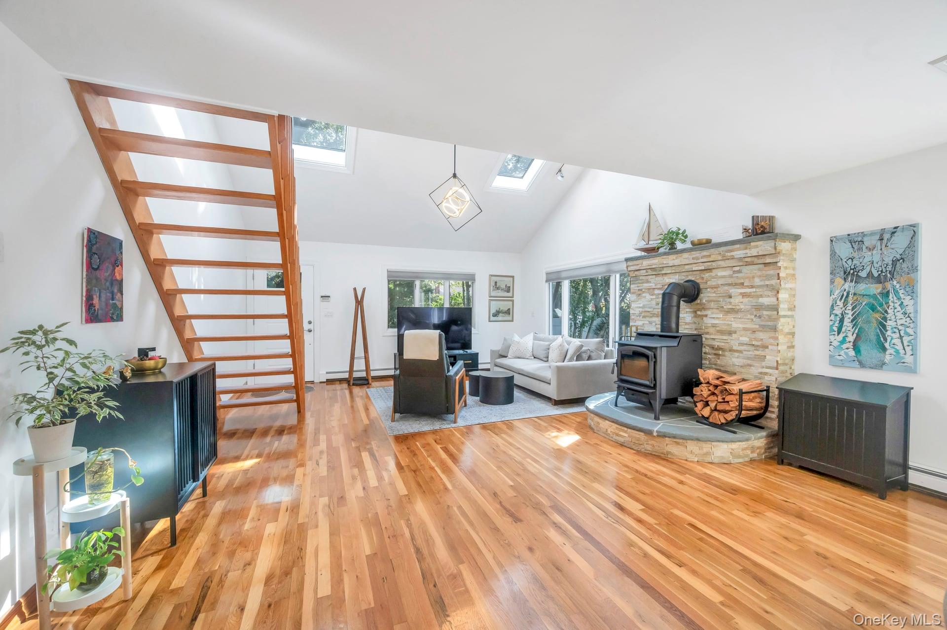 #17 photo, 430 Browns Road, Nesconset , NY 11767