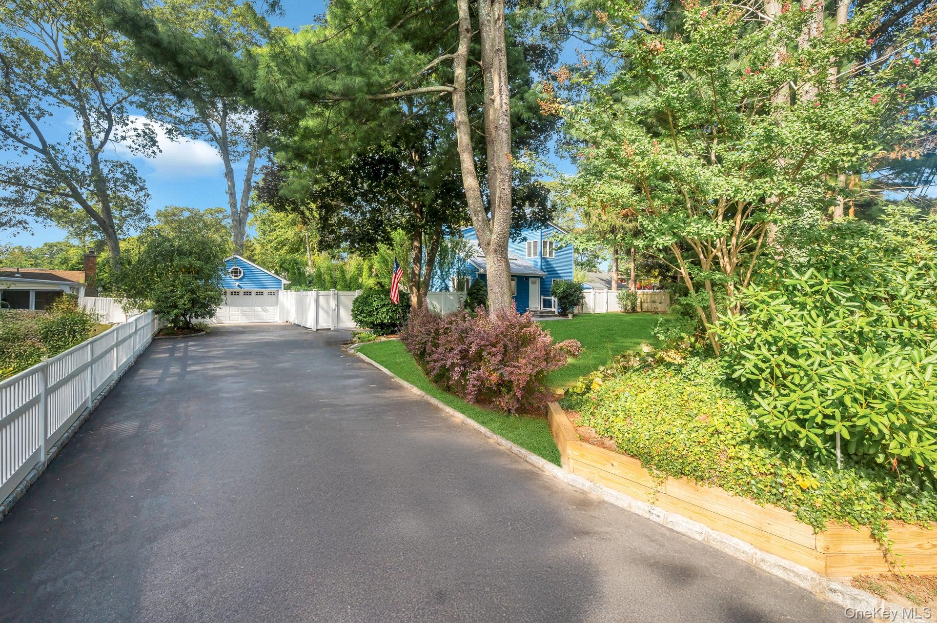 #5 photo, 430 Browns Road, Nesconset , NY 11767