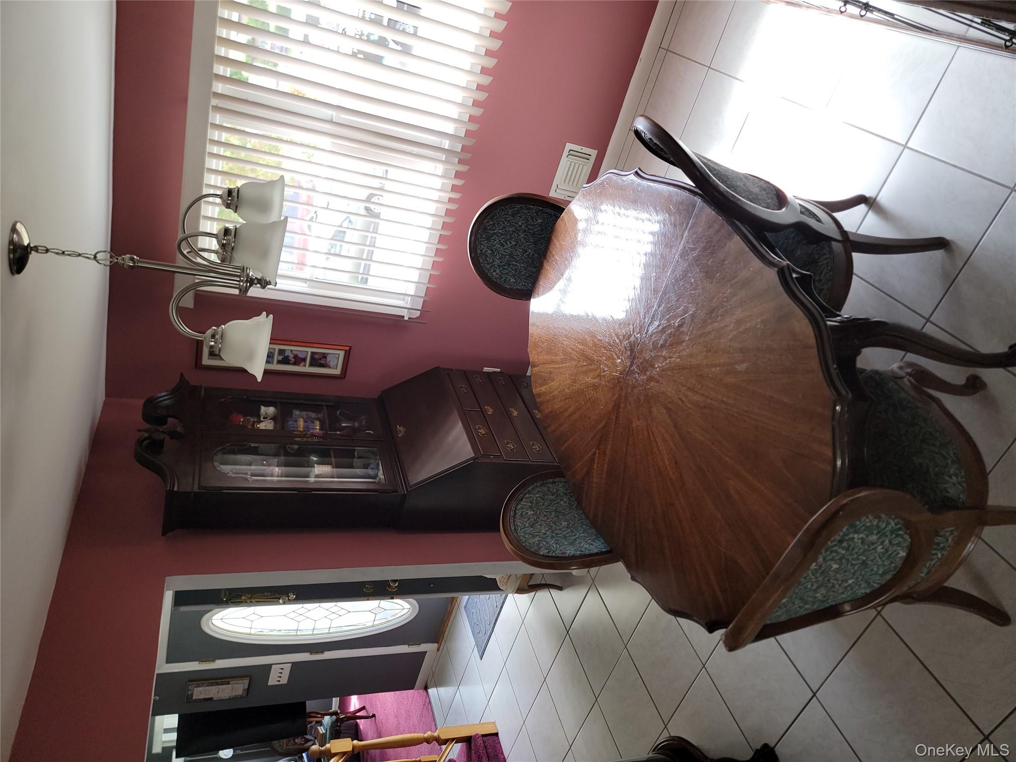 #10 photo, 7 Deville Drive, 롱 아일랜드 Selden , NY 11784