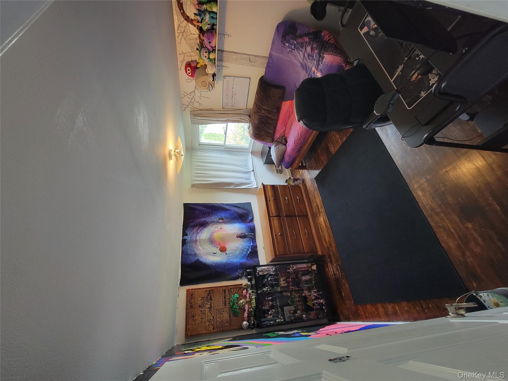 #17 photo, 7 Deville Drive, 롱 아일랜드 Selden , NY 11784