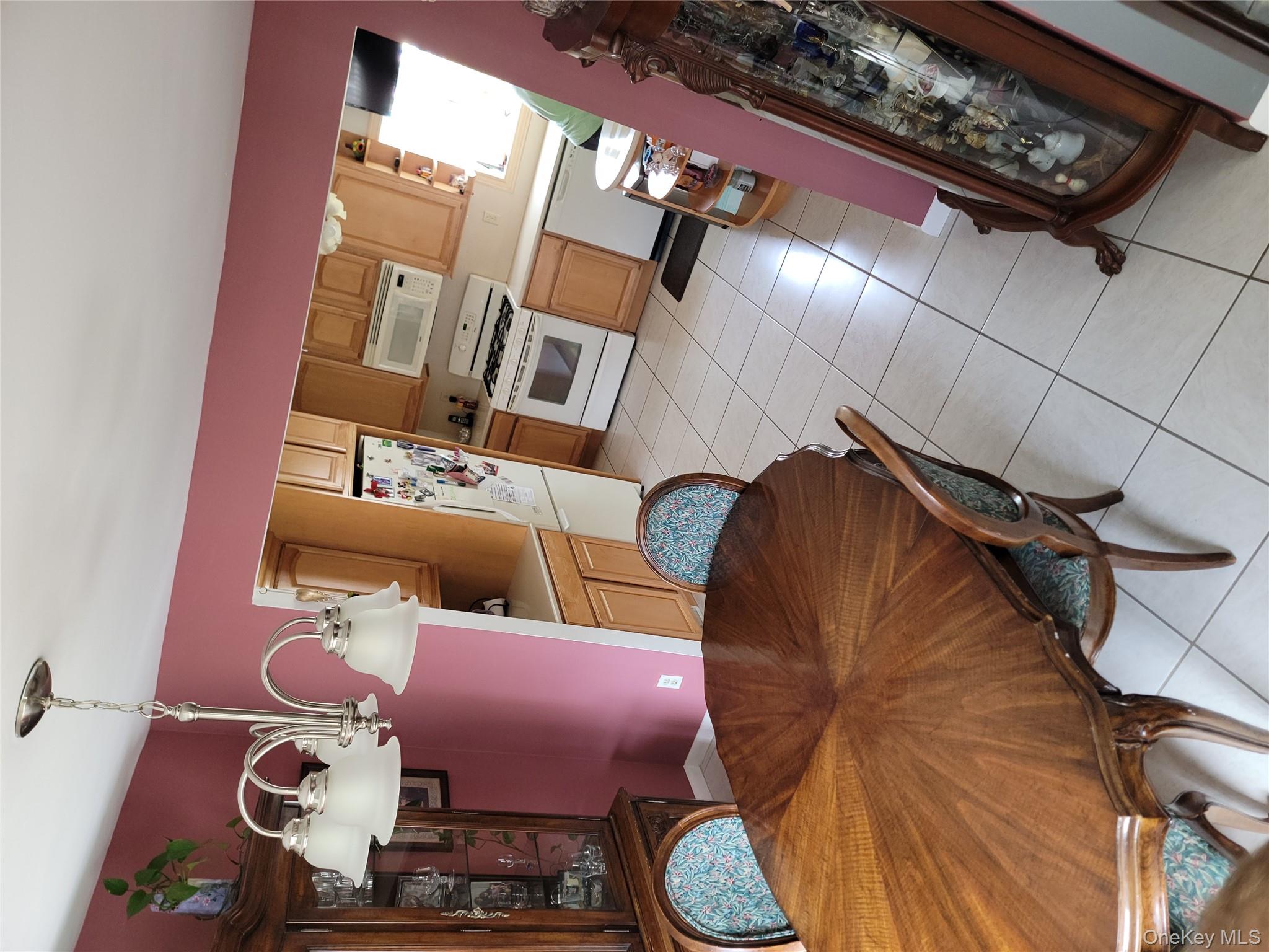 #9 photo, 7 Deville Drive, 롱 아일랜드 Selden , NY 11784