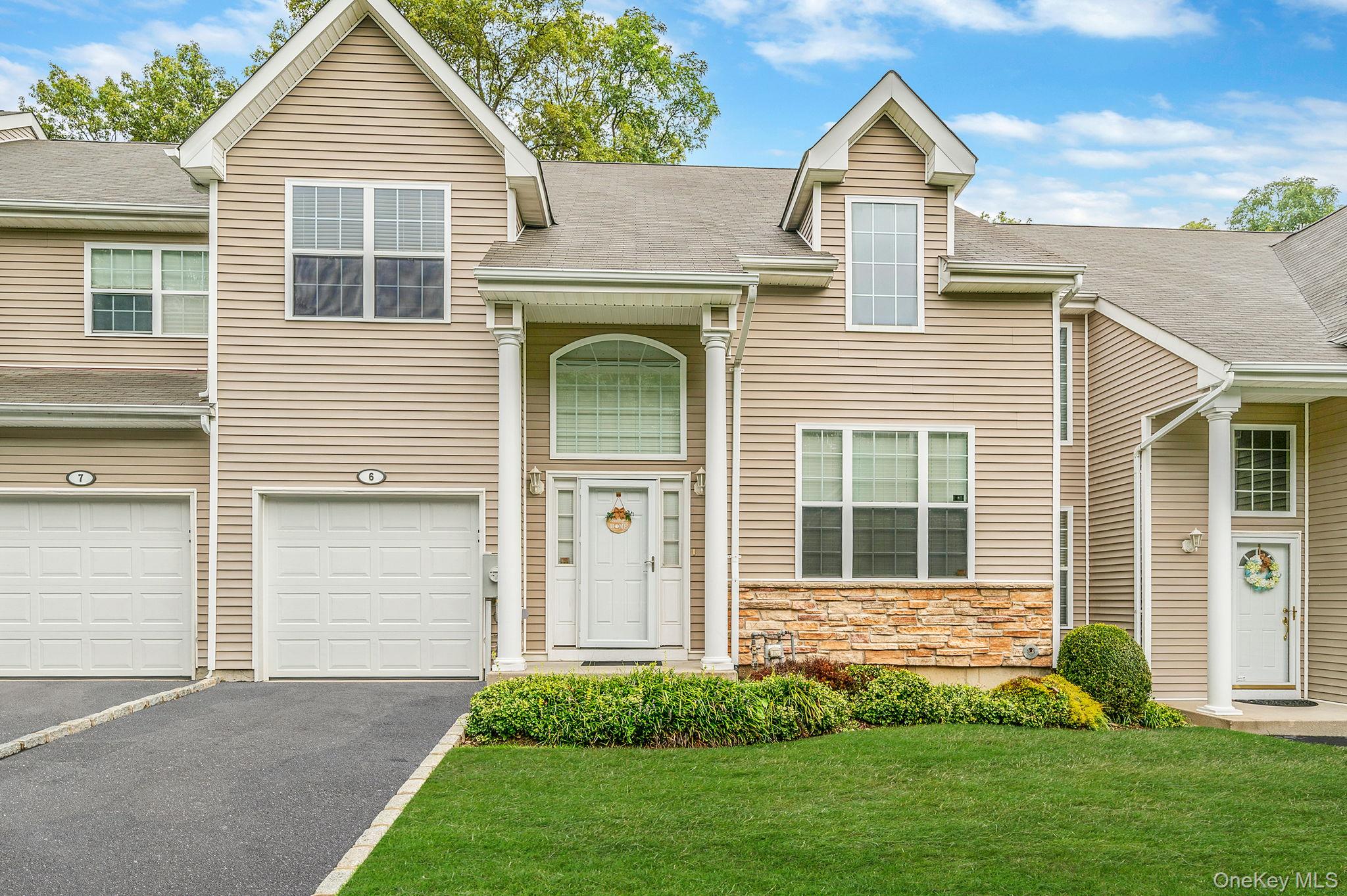 #1 photo, 6 Arielle Court, Hauppauge , NY 11749