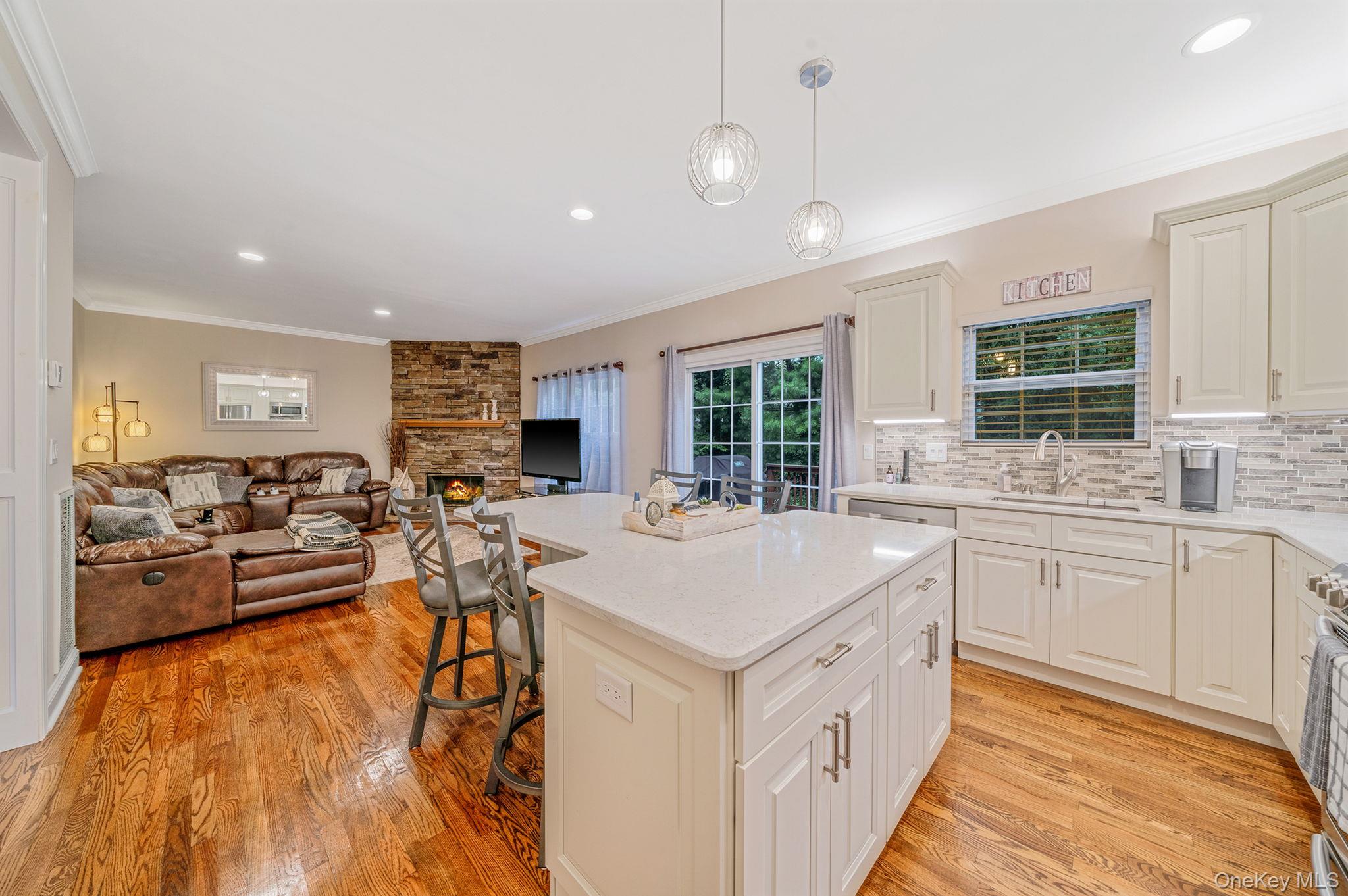 #10 photo, 6 Arielle Court, Hauppauge , NY 11749