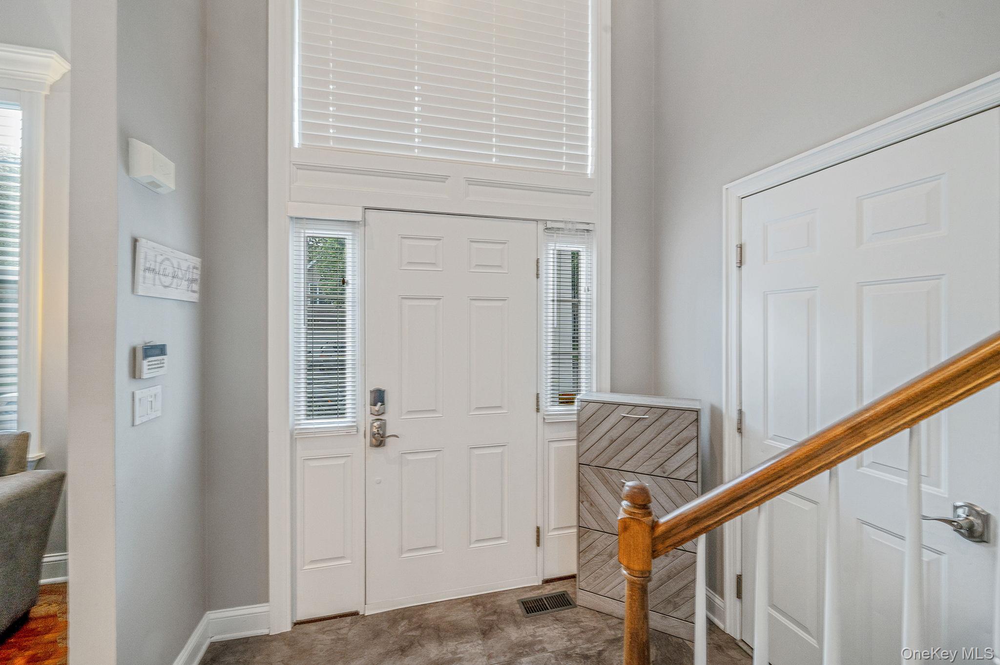 #12 photo, 6 Arielle Court, Hauppauge , NY 11749