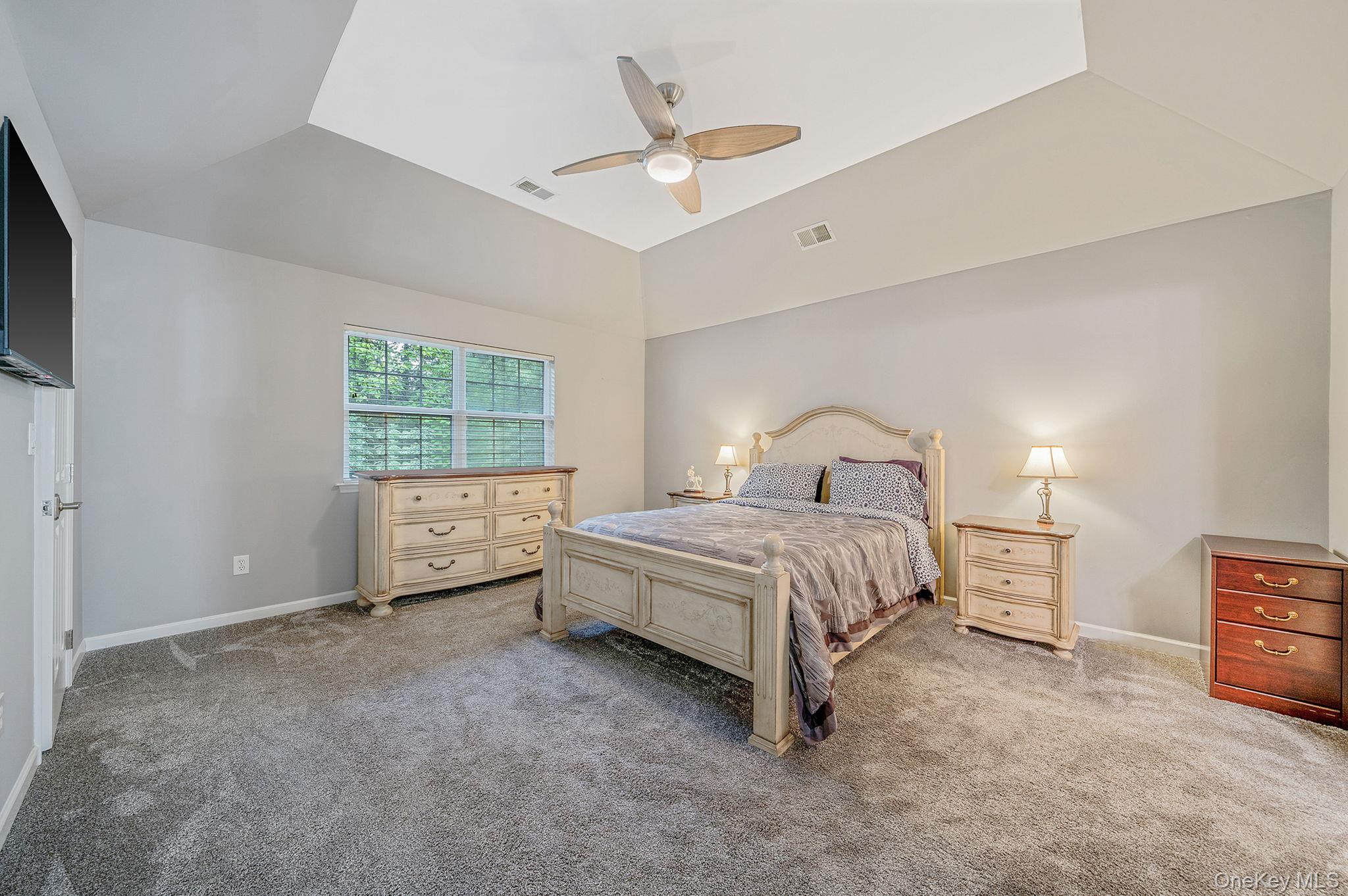 #15 photo, 6 Arielle Court, Hauppauge , NY 11749