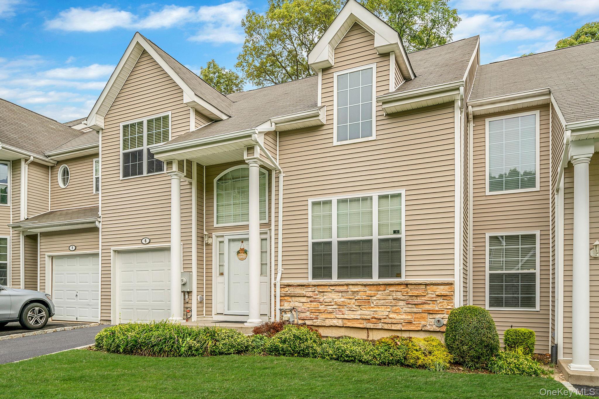 #2 photo, 6 Arielle Court, Hauppauge , NY 11749