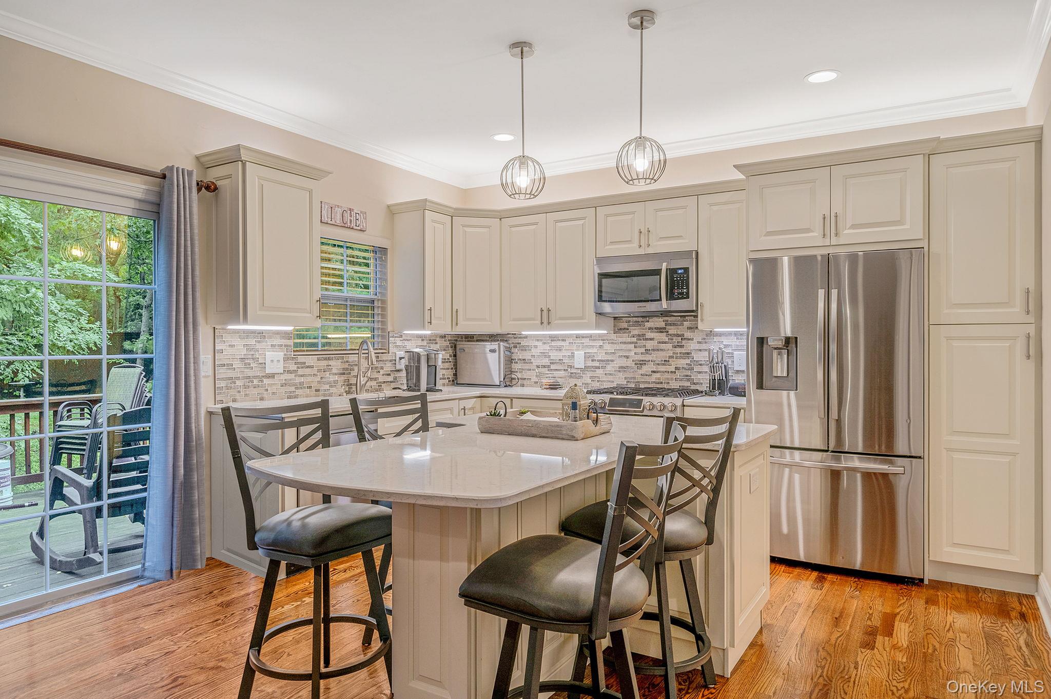 #9 photo, 6 Arielle Court, Hauppauge , NY 11749