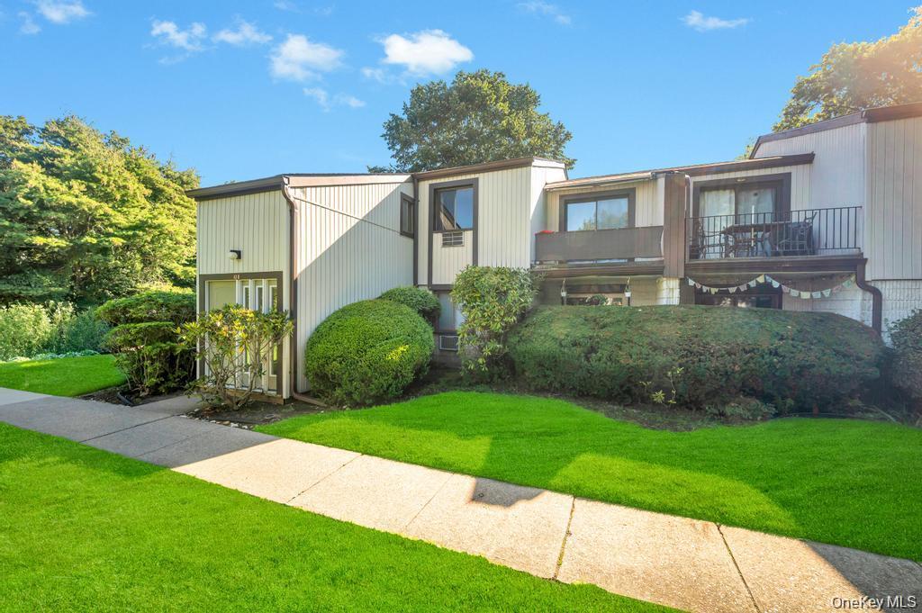 #1 photo, 63 Richmond Boulevard, #4B, Ronkonkoma , NY 11779