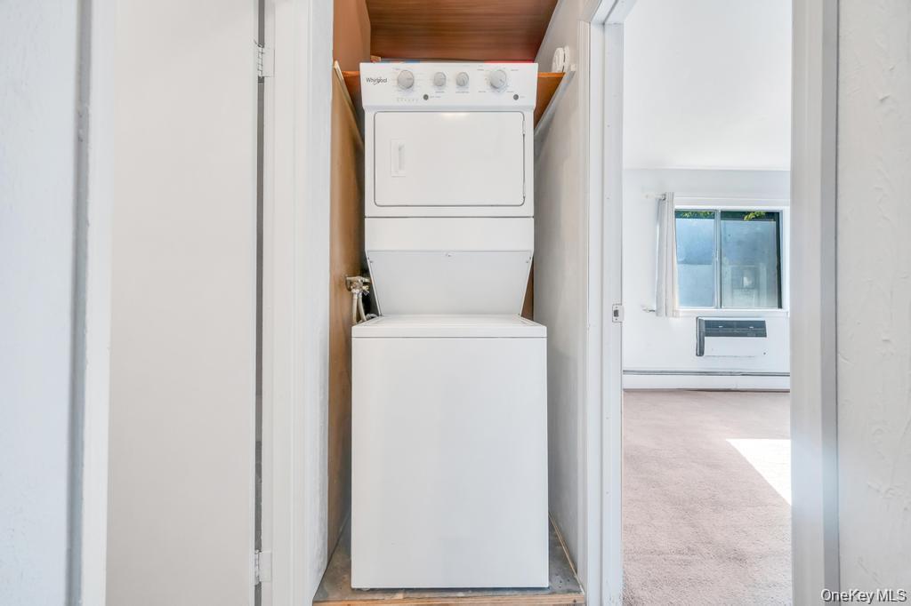 #13 photo, 63 Richmond Boulevard, #4B, Ronkonkoma , NY 11779