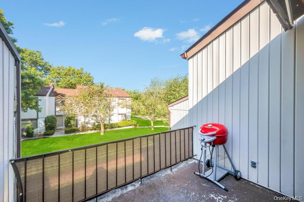 #15 photo, 63 Richmond Boulevard, #4B, Ronkonkoma , NY 11779