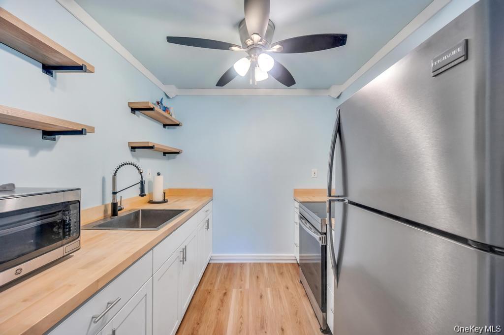 #6 photo, 63 Richmond Boulevard, #4B, Ronkonkoma , NY 11779