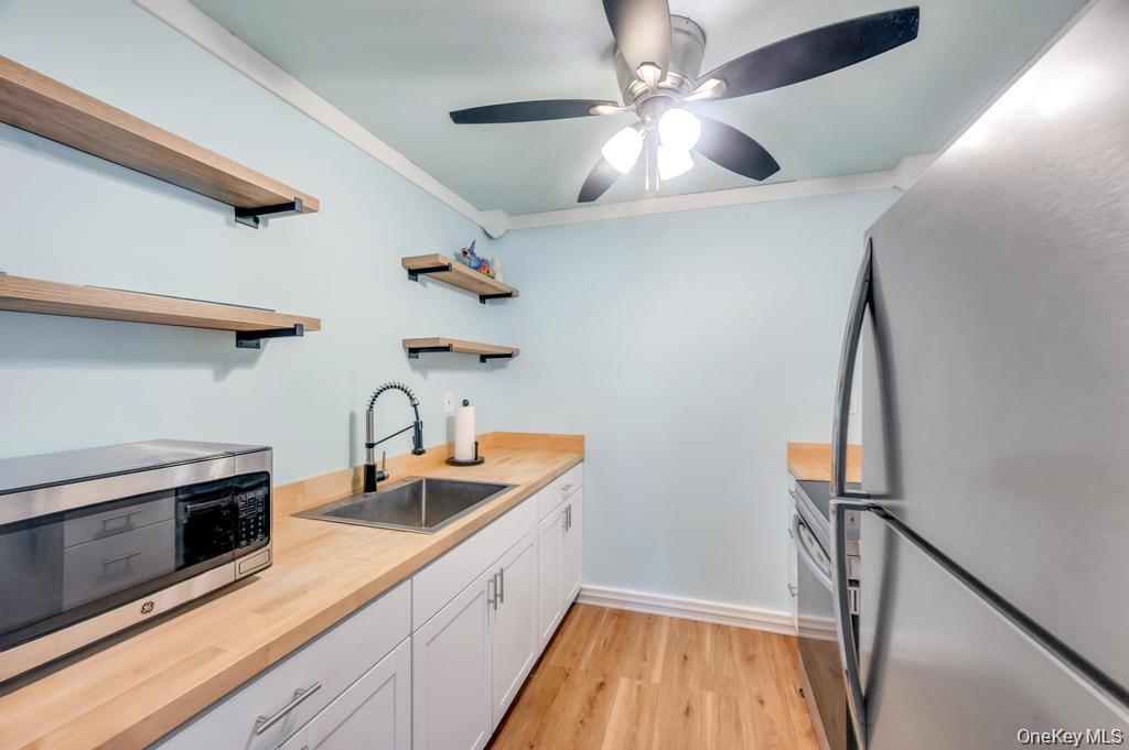 #7 photo, 63 Richmond Boulevard, #4B, Ronkonkoma , NY 11779