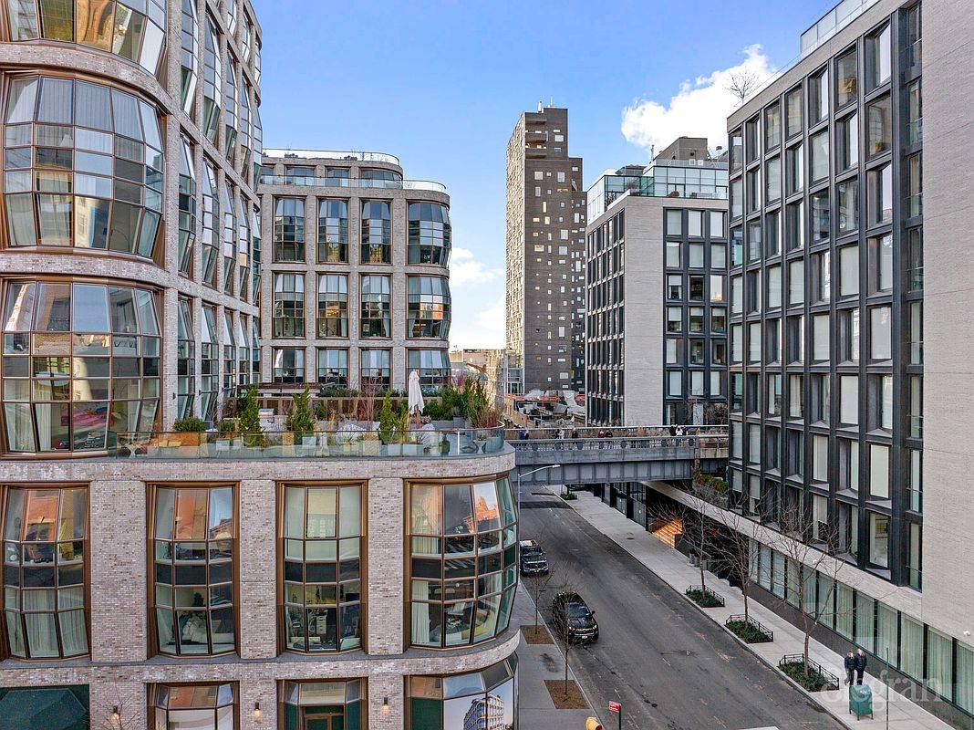 #12 photo, 456 W 19th Street, Chelsea , NY 10011