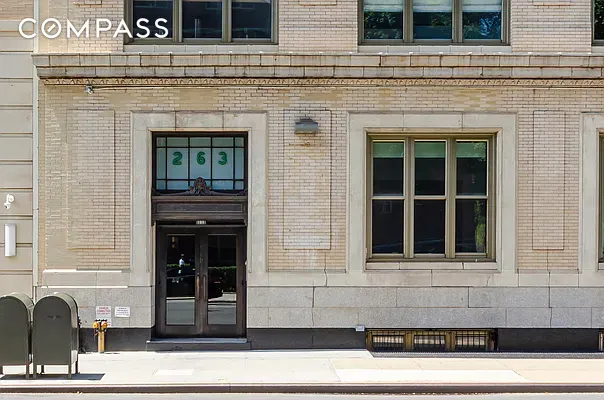 #11 photo, 263 9th Avenue, マンハッタン Chelsea , NY 10001