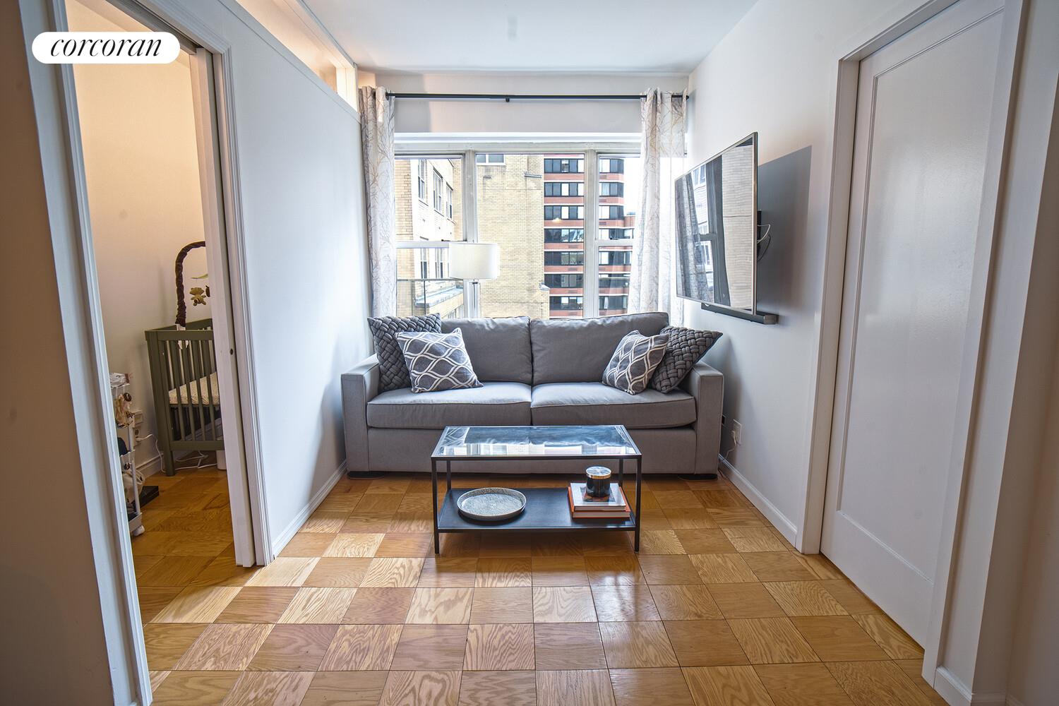 #3 photo, 370 E 76TH Street, Lenox Hill , NY 10021