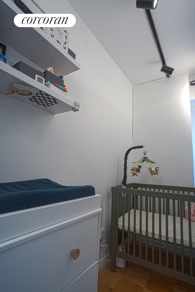 #9 photo, 370 E 76TH Street, Lenox Hill , NY 10021