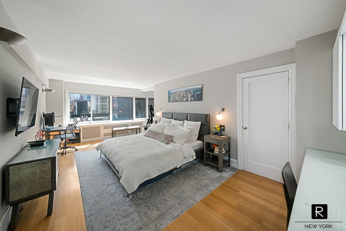 #12 photo, 240 E 55th Street, マンハッタン Turtle Bay , NY 10022