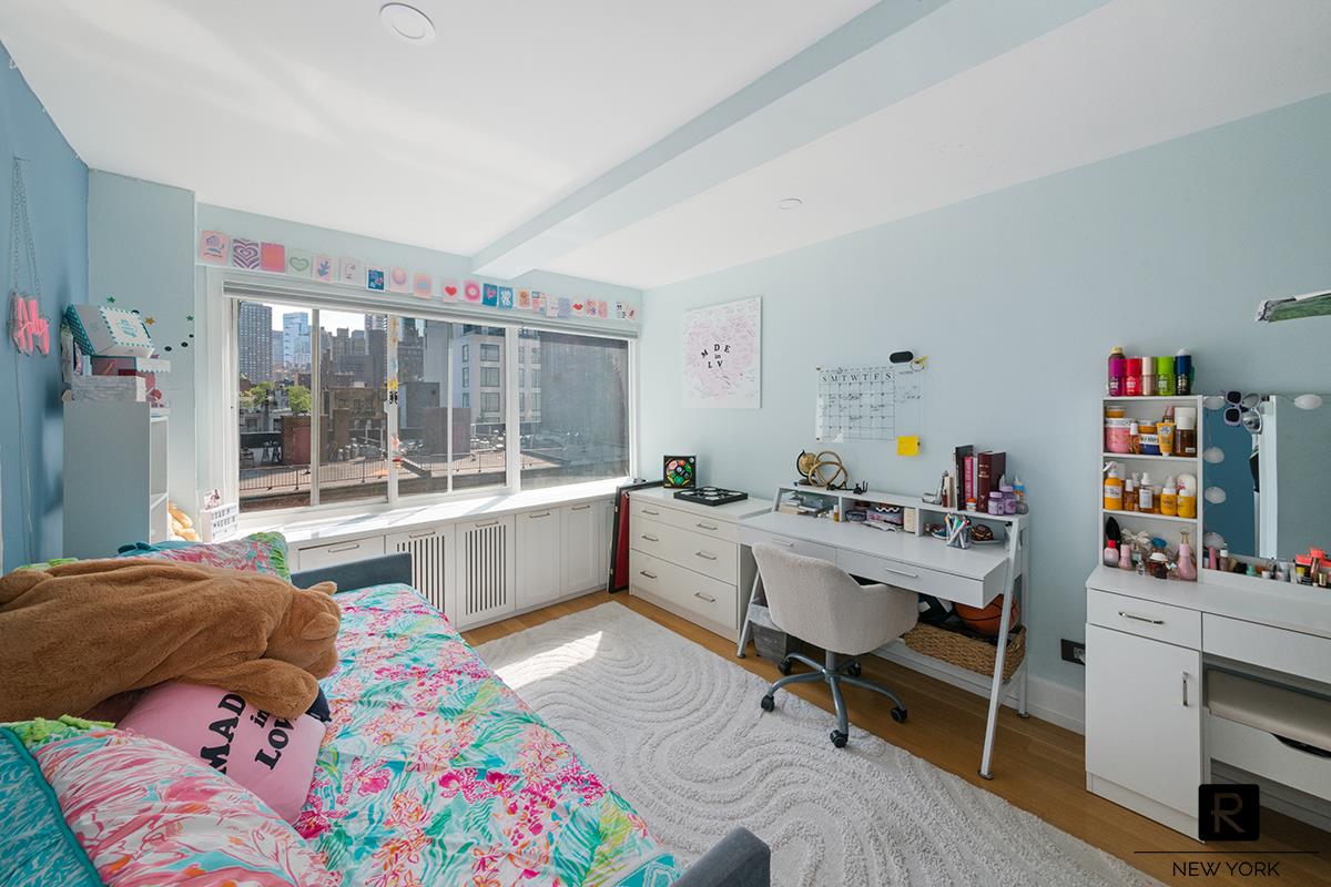 #15 photo, 240 E 55th Street, マンハッタン Turtle Bay , NY 10022