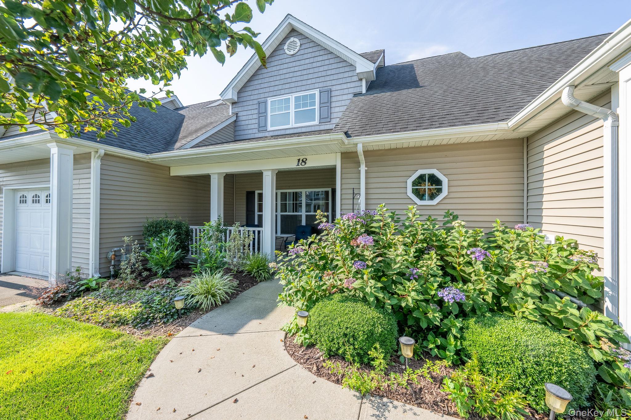 #2 photo, 18 Kennsington Court, サフォーク郡 Riverhead , NY 11901